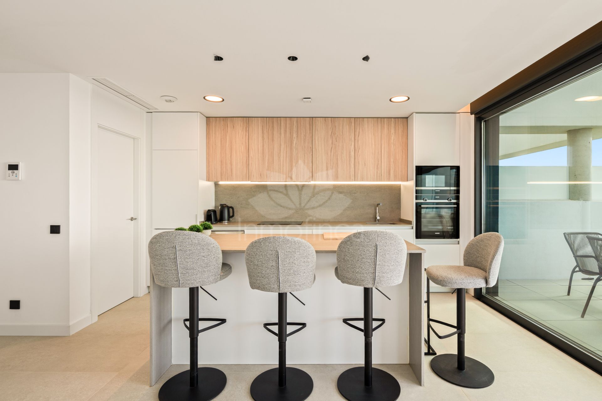 Apartment in Los Altos de los Monteros, Marbella