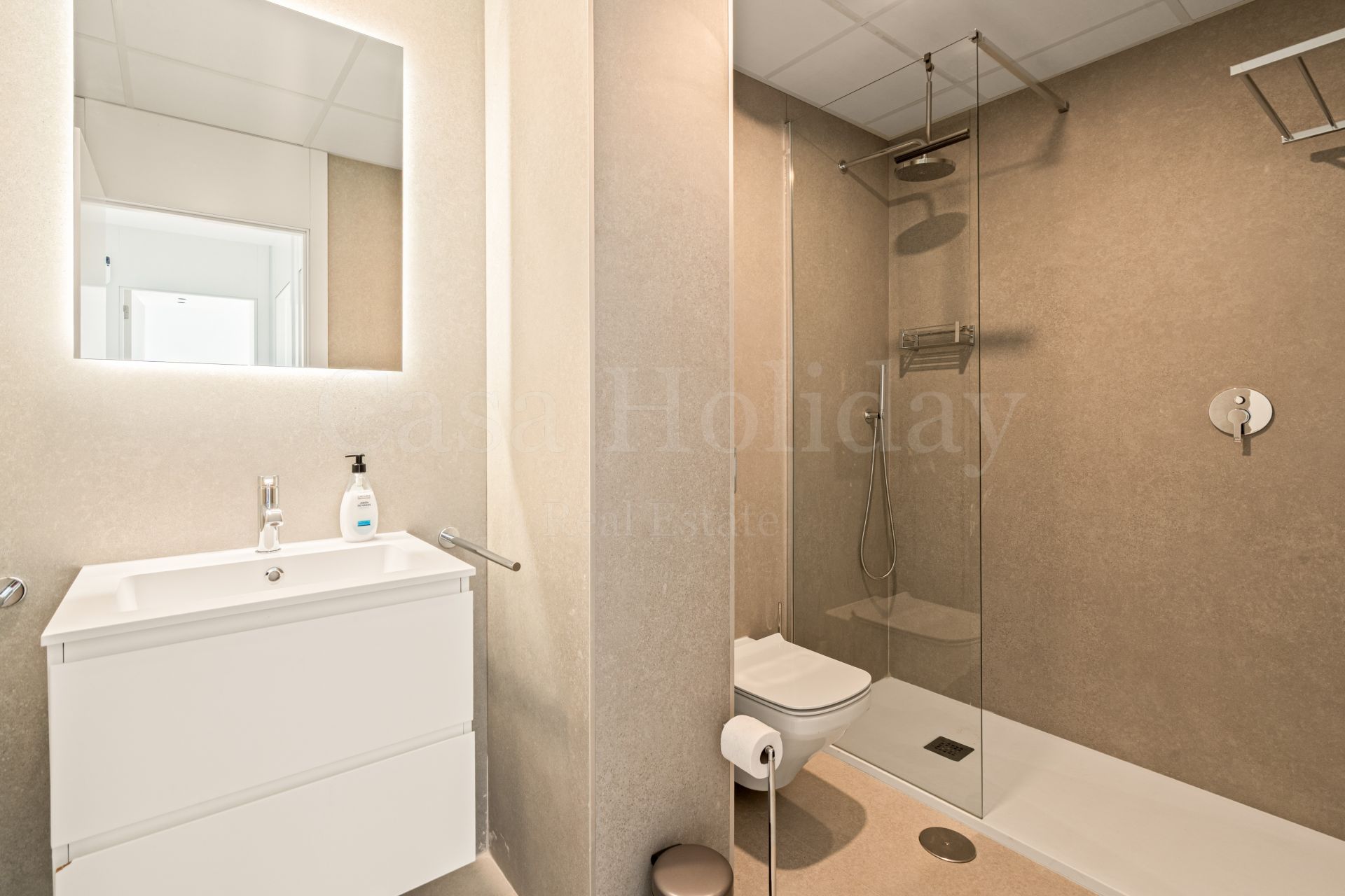 Apartment in Los Altos de los Monteros, Marbella