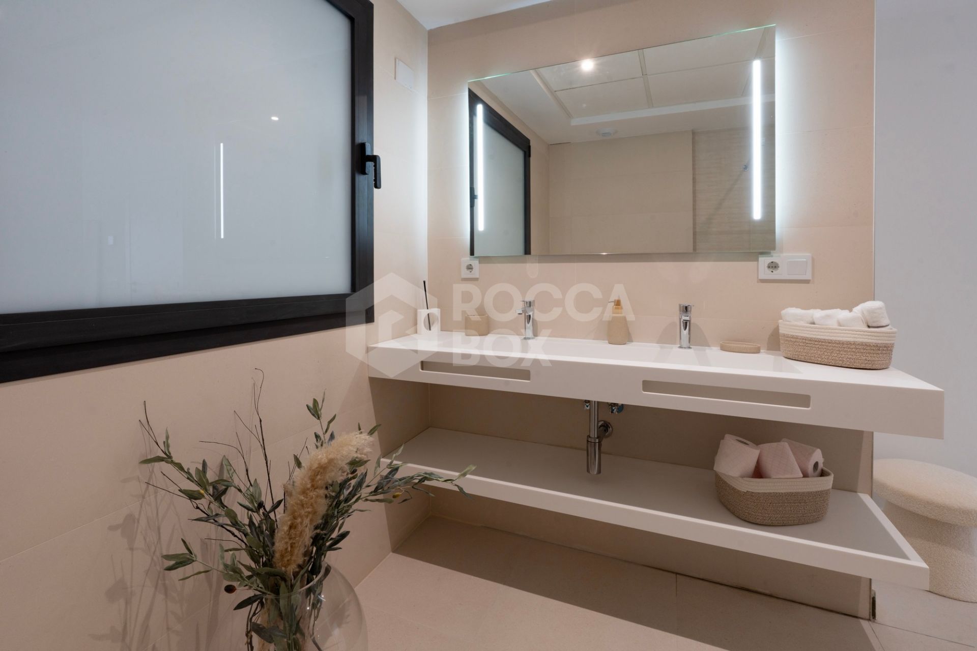 Luxury New-Built Apartment in San Pedro de Alcántara