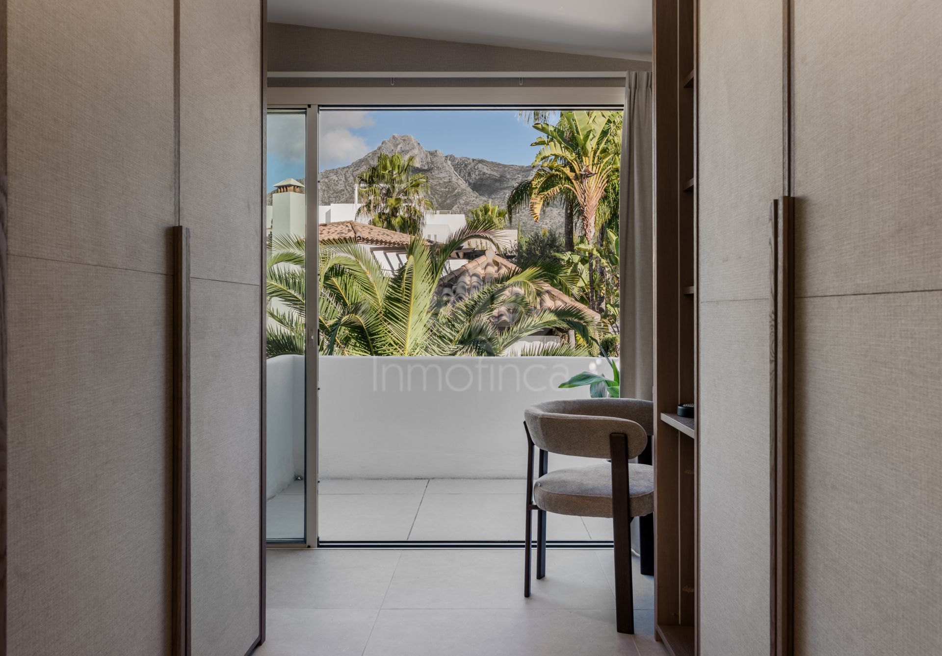 Semi Detached Villa in Altos de Salamanca, Marbella