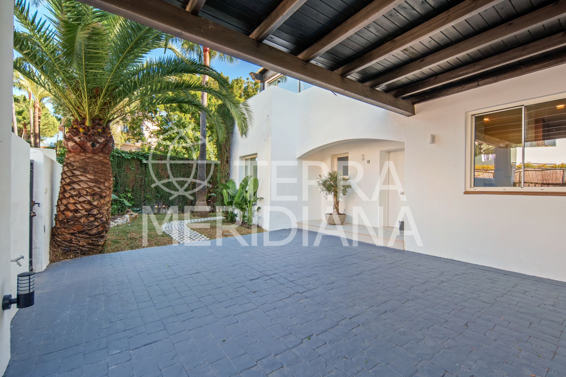 Semi Detached Villa in Altos de Salamanca, Marbella