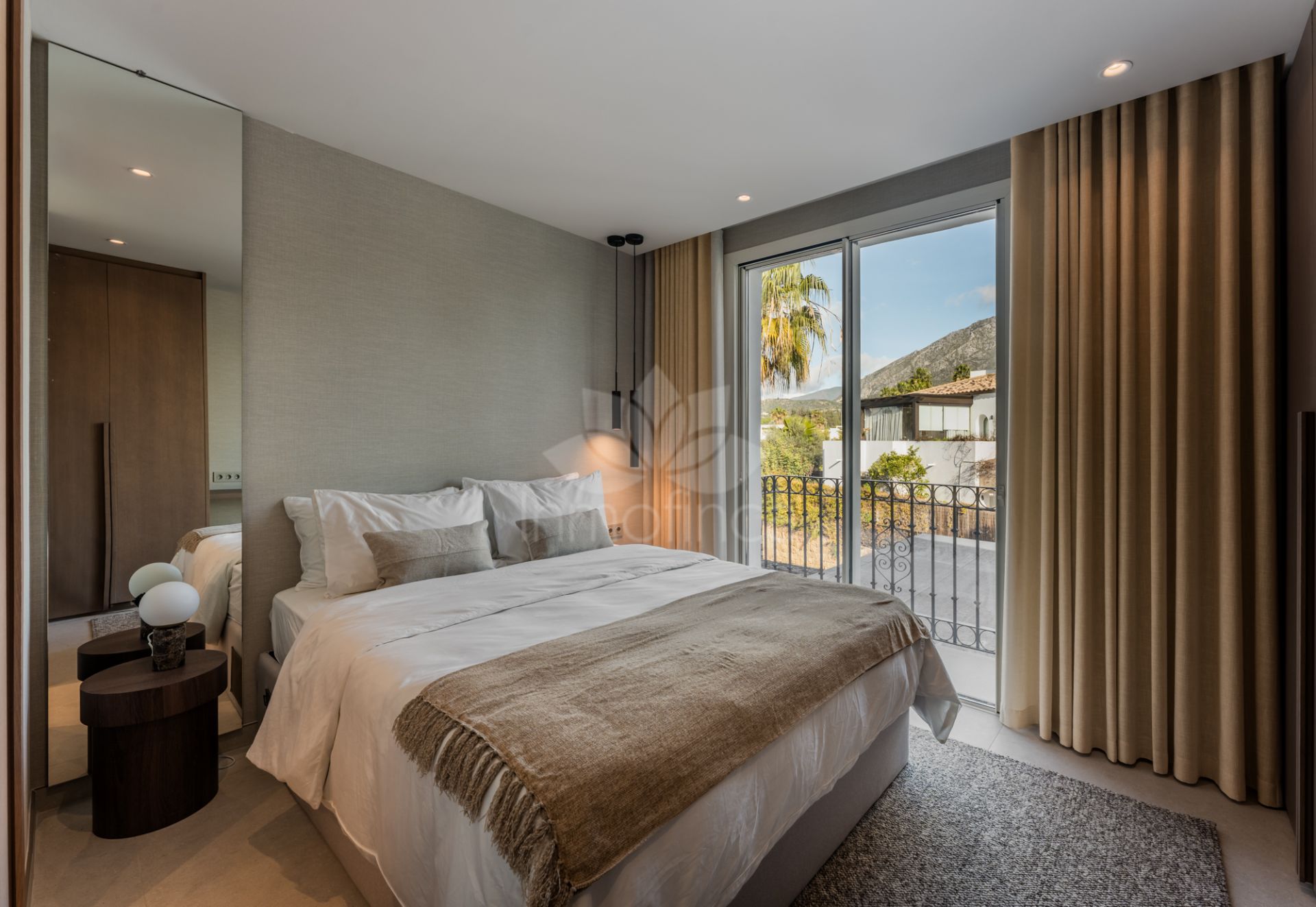 Semi Detached Villa in Altos de Salamanca, Marbella