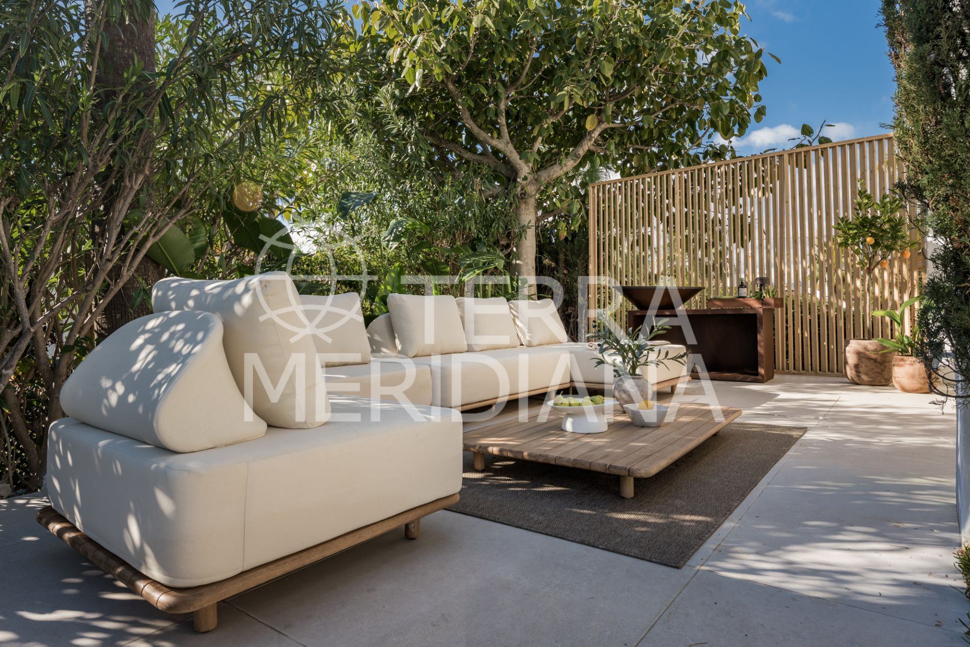 Semi Detached Villa in Altos de Salamanca, Marbella