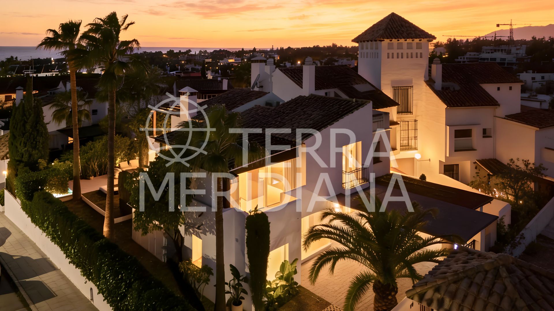 Semi Detached Villa in Altos de Salamanca, Marbella