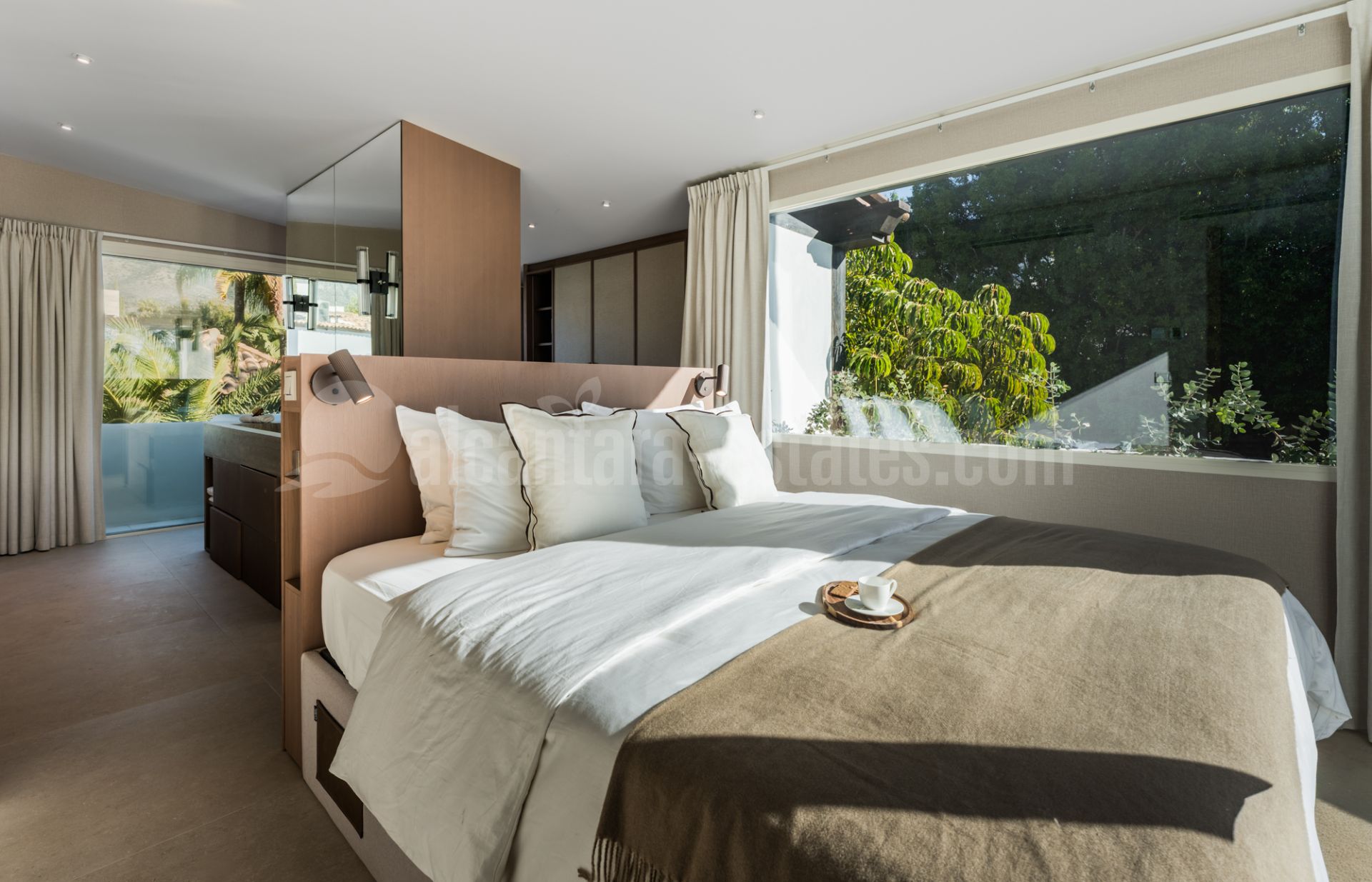 Semi Detached Villa in Altos de Salamanca, Marbella