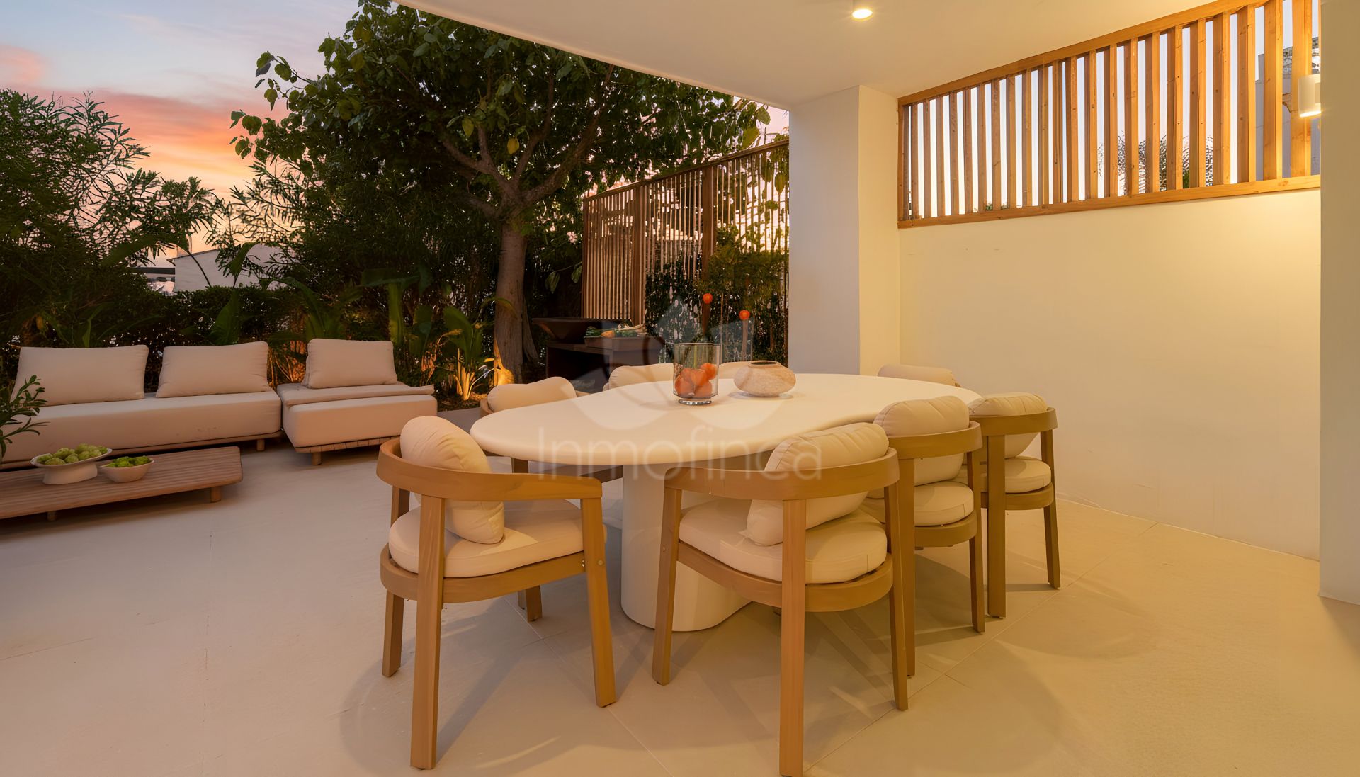 Semi Detached Villa in Altos de Salamanca, Marbella