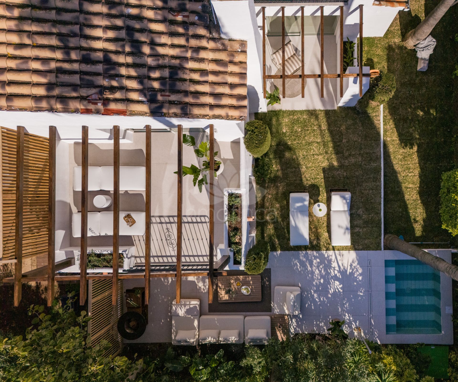 Semi Detached Villa in Altos de Salamanca, Marbella