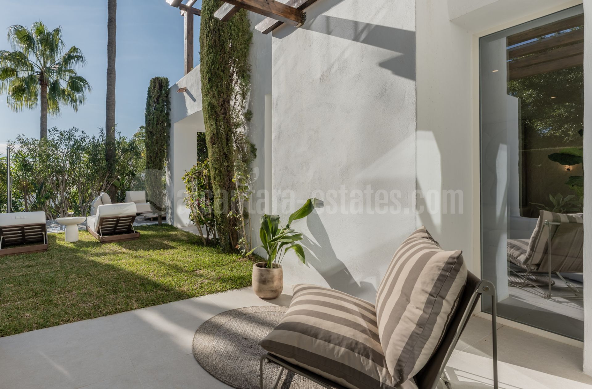 Semi Detached Villa in Altos de Salamanca, Marbella