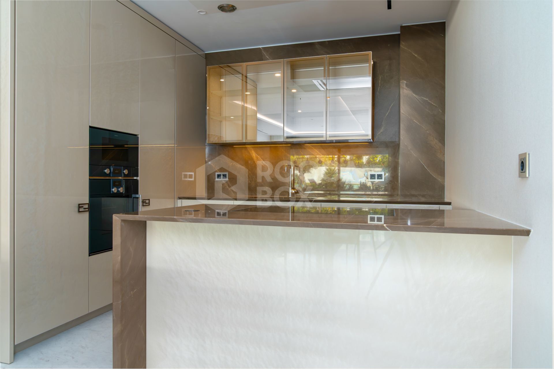 Stunning 4-Bedroom Ground Floor Apartment in Epic Phase 3, Marbella Golden Mile