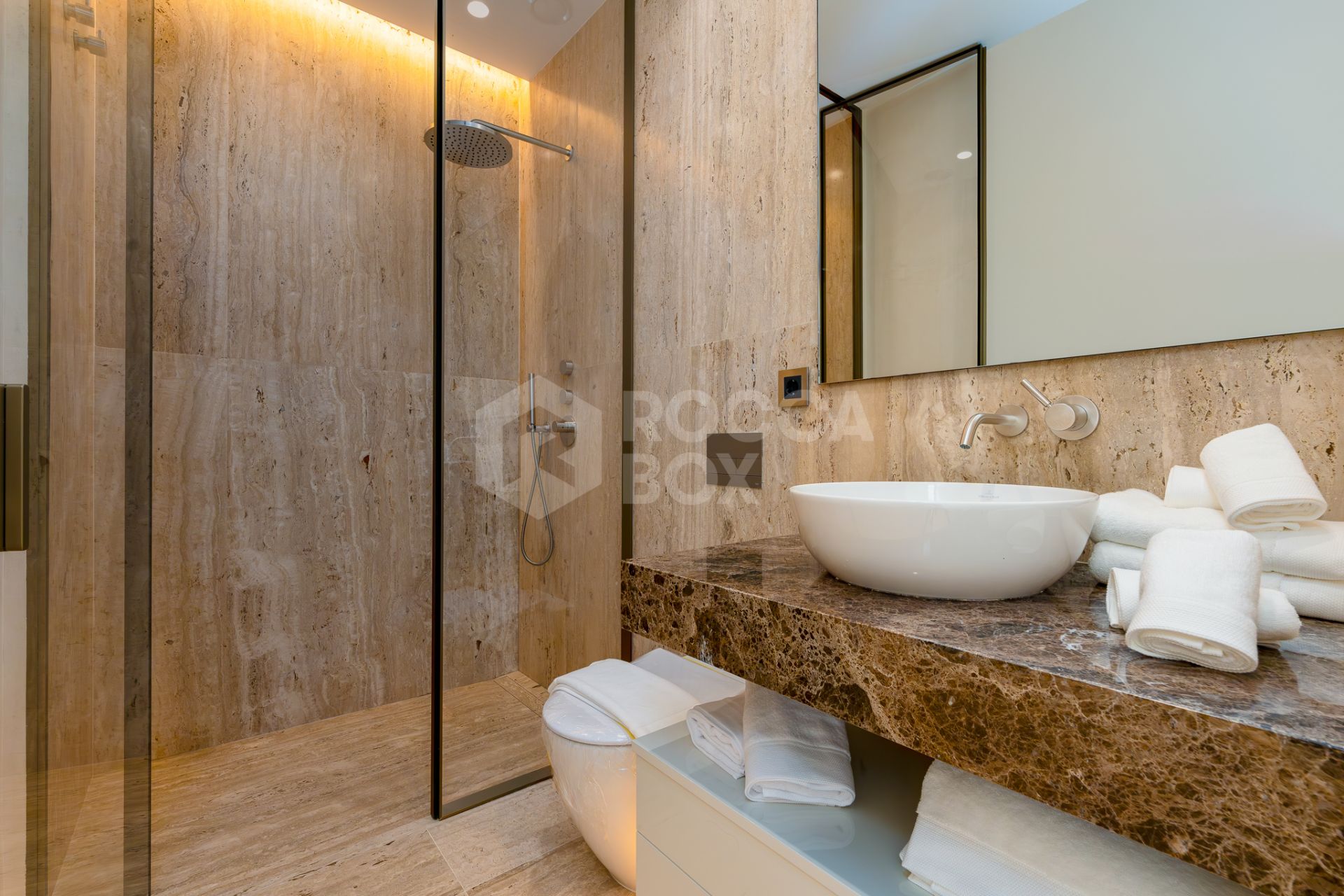 Stunning 4-Bedroom Ground Floor Apartment in Epic Phase 3, Marbella Golden Mile