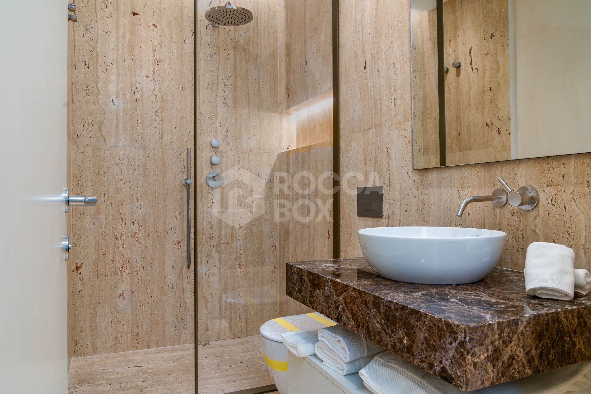 Stunning 4-Bedroom Ground Floor Apartment in Epic Phase 3, Marbella Golden Mile