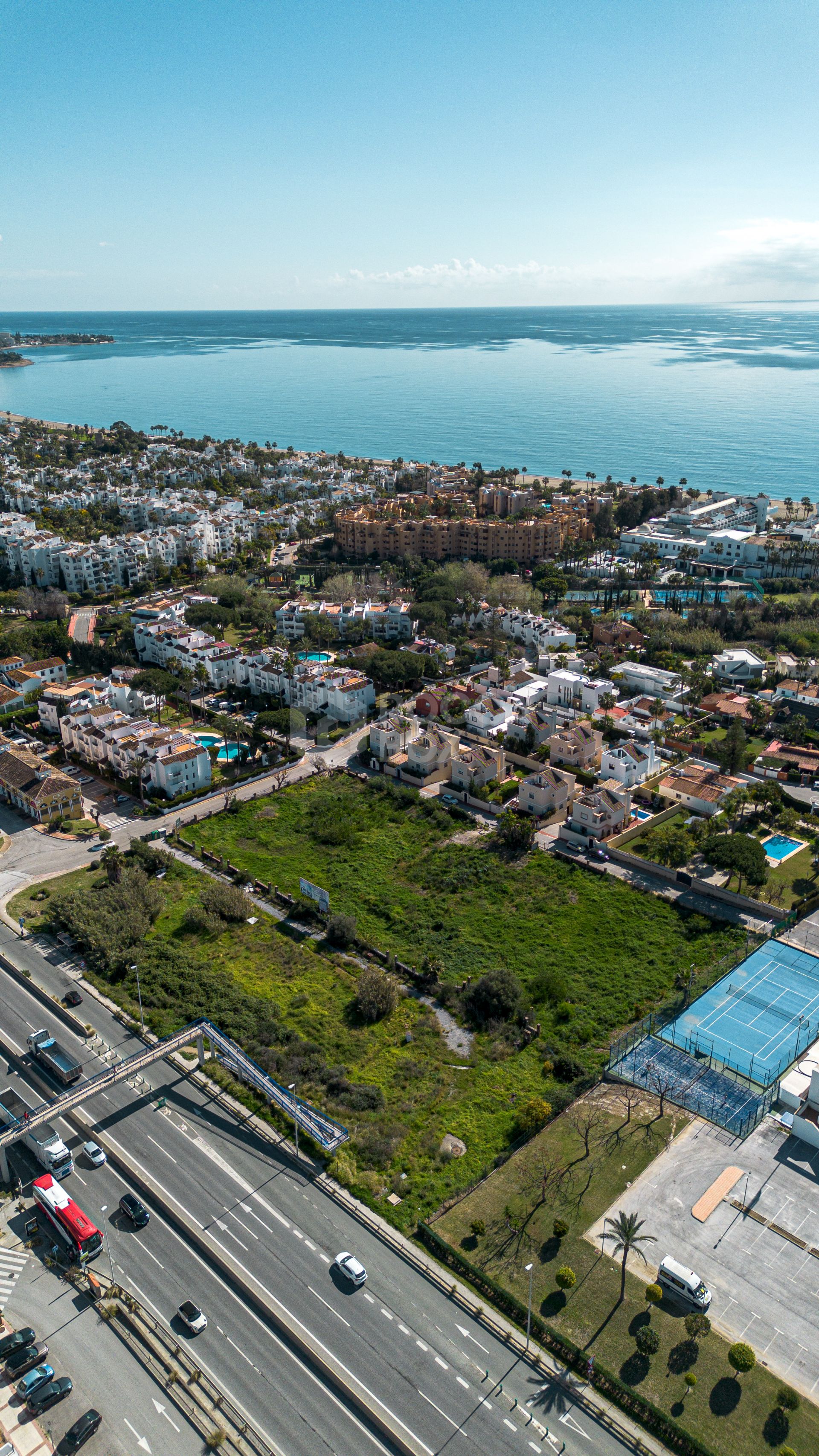 Plot in Cancelada for 10 villas