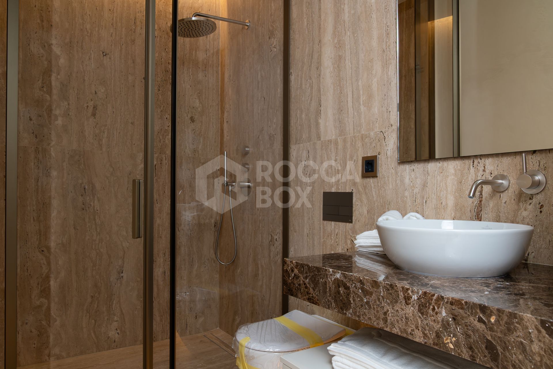 Stunning 4-Bedroom Ground Floor Apartment in Epic Phase 3, Marbella Golden Mile