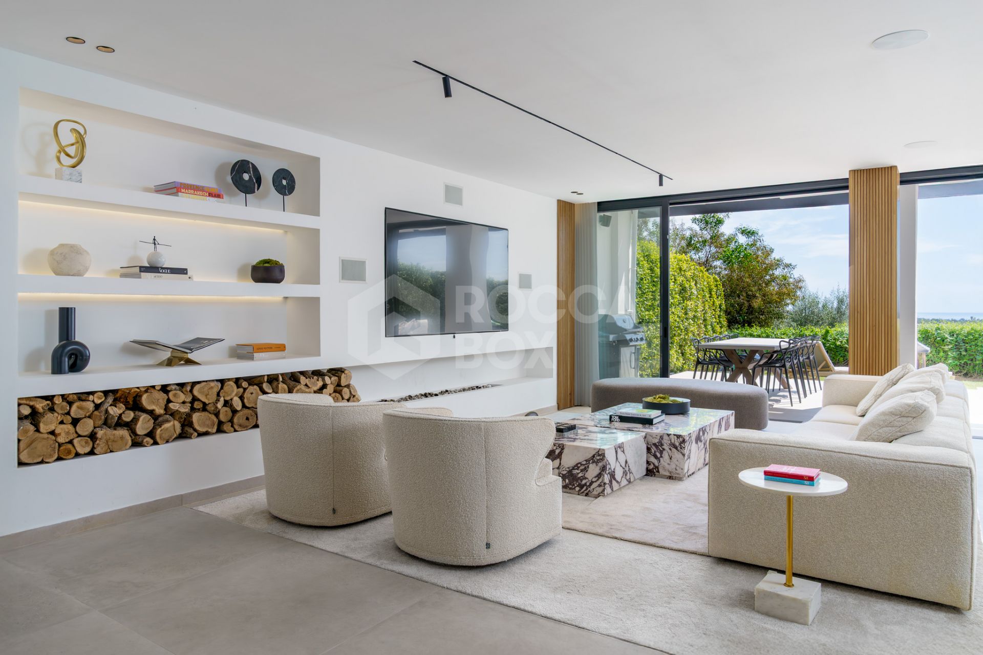 Elegant Renovated Townhouse on Frontline La Quinta Golf with Spectacular Views