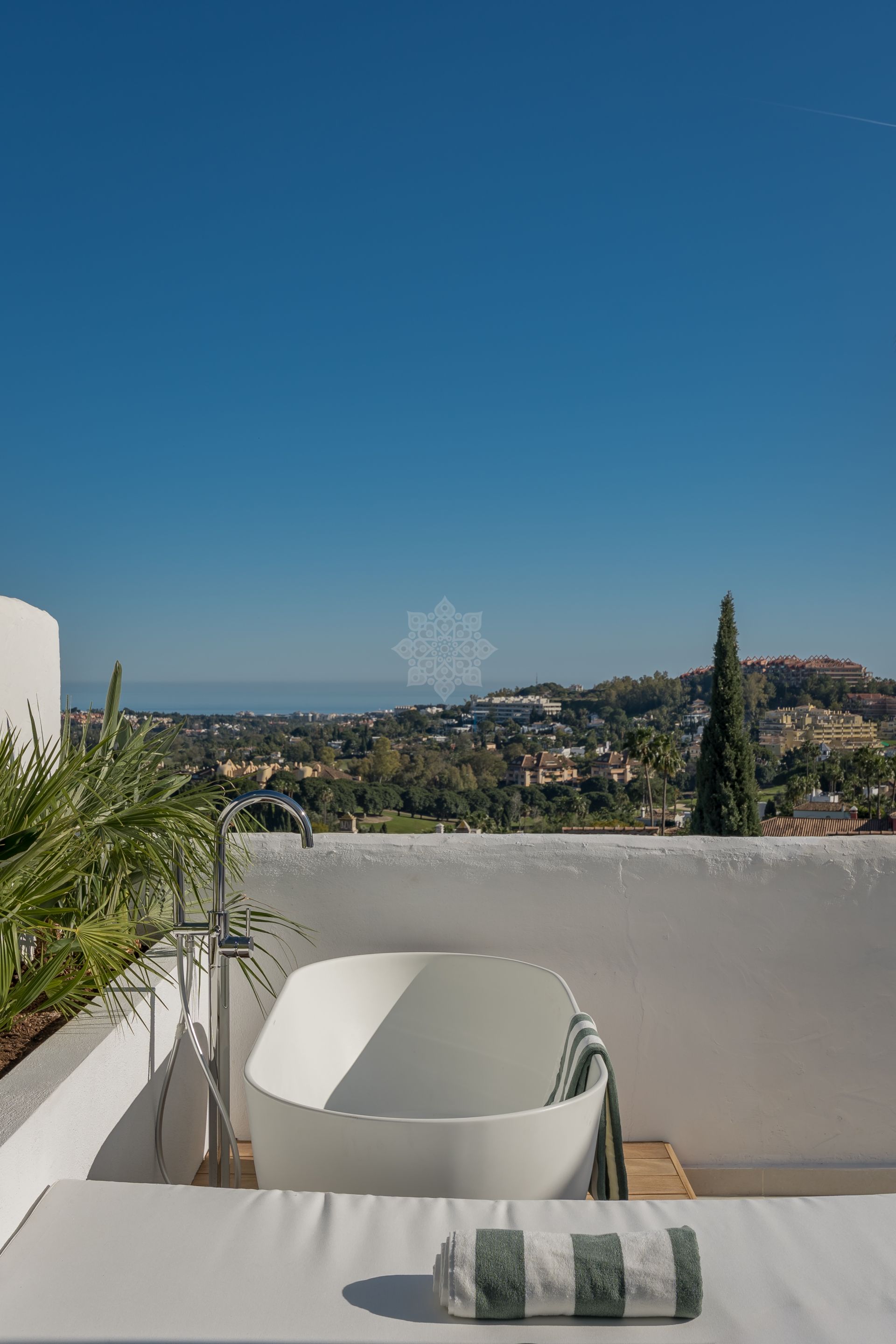 Duplex Penthouse w La Quinta Village, Marbella