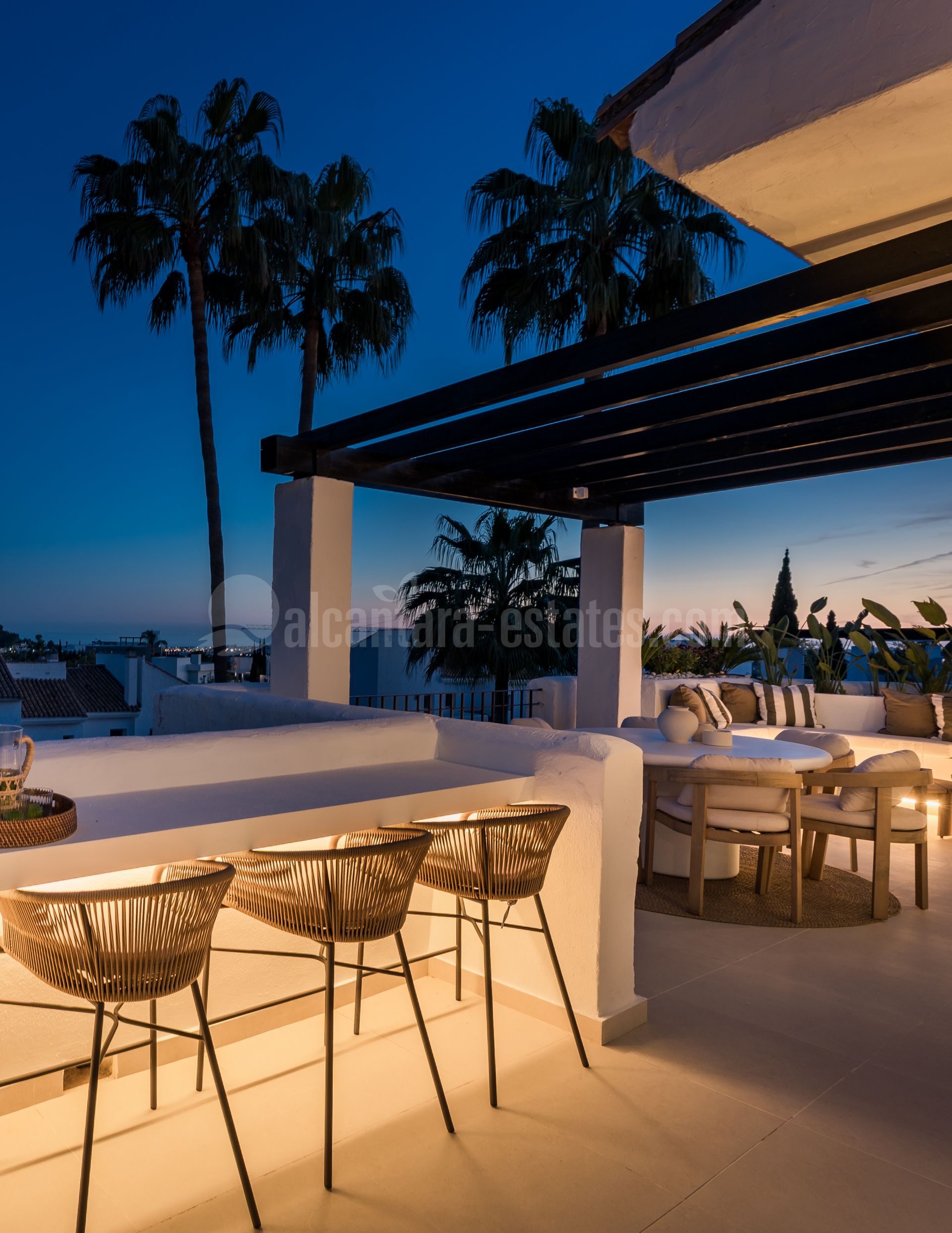 Duplex Penthouse in La Quinta Village, Marbella