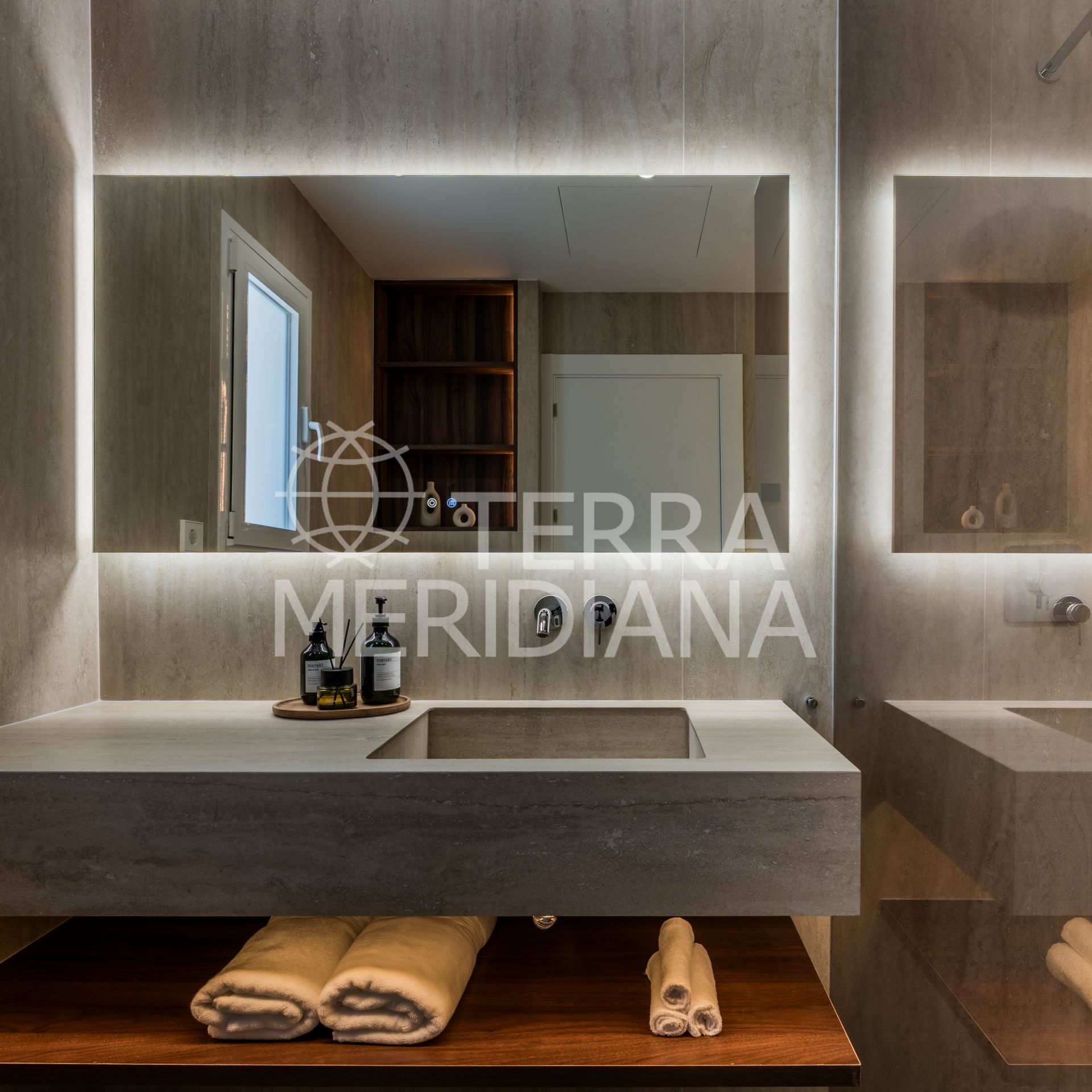 Duplex Penthouse in La Quinta Village, Marbella