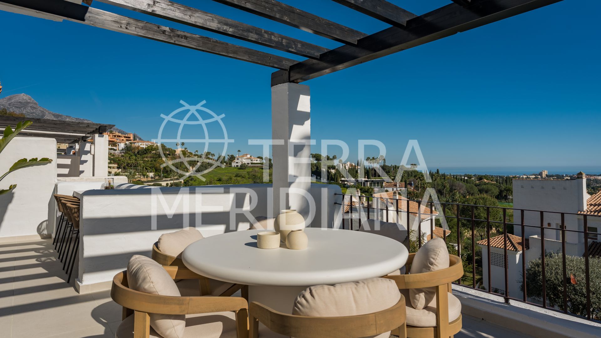 Duplex Penthouse in La Quinta Village, Marbella
