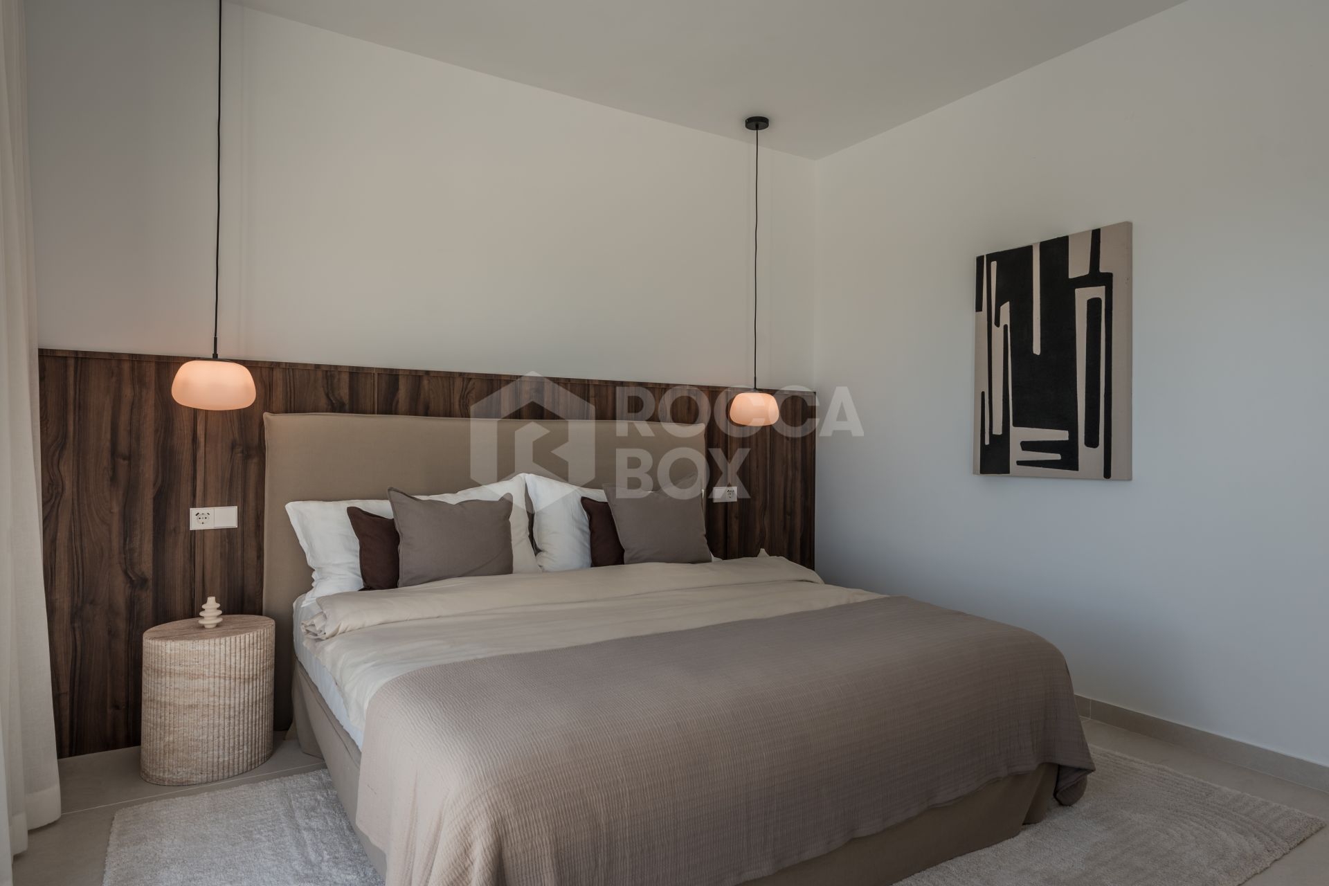 Duplex penthouse with panoramic sea views in Nueva Andalucía