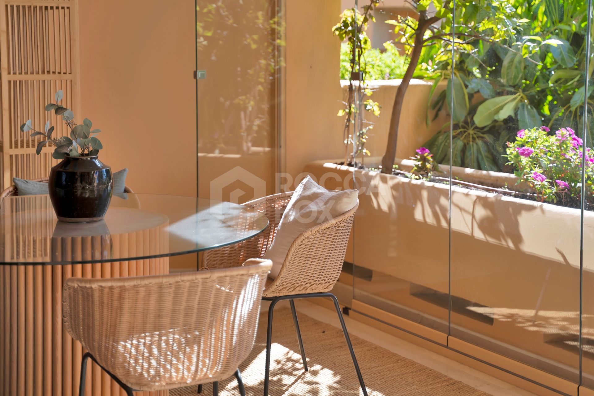 Stunning Renovated Apartment in Marbella Golden Mile