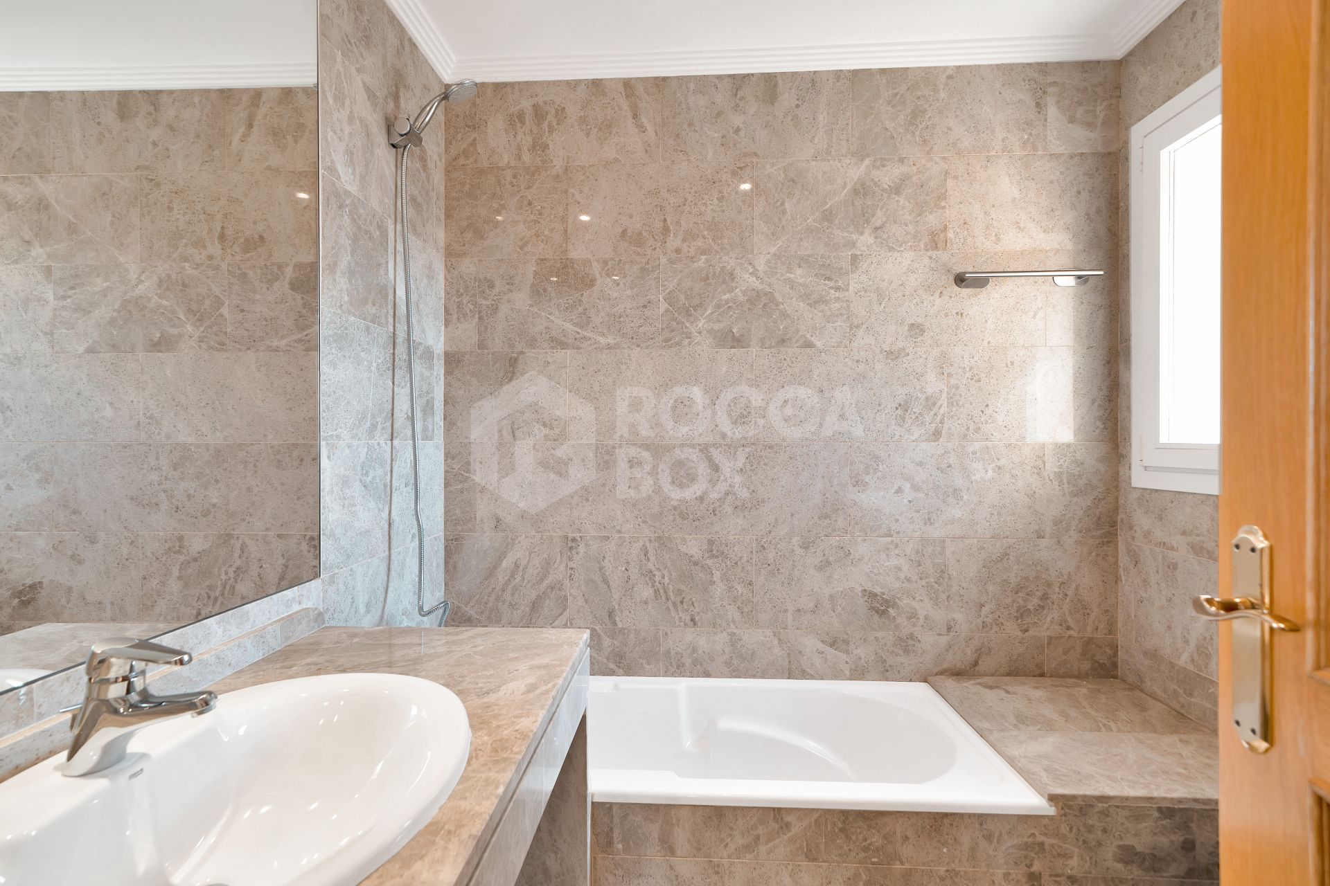 Elegant Semi-Detached Home in Santa Clara Golf – Sea Views, Private Garden & Year-Round Terrace