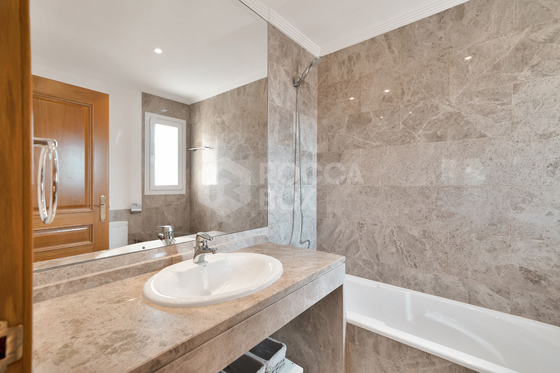 Elegant Semi-Detached Home in Santa Clara Golf – Sea Views, Private Garden & Year-Round Terrace