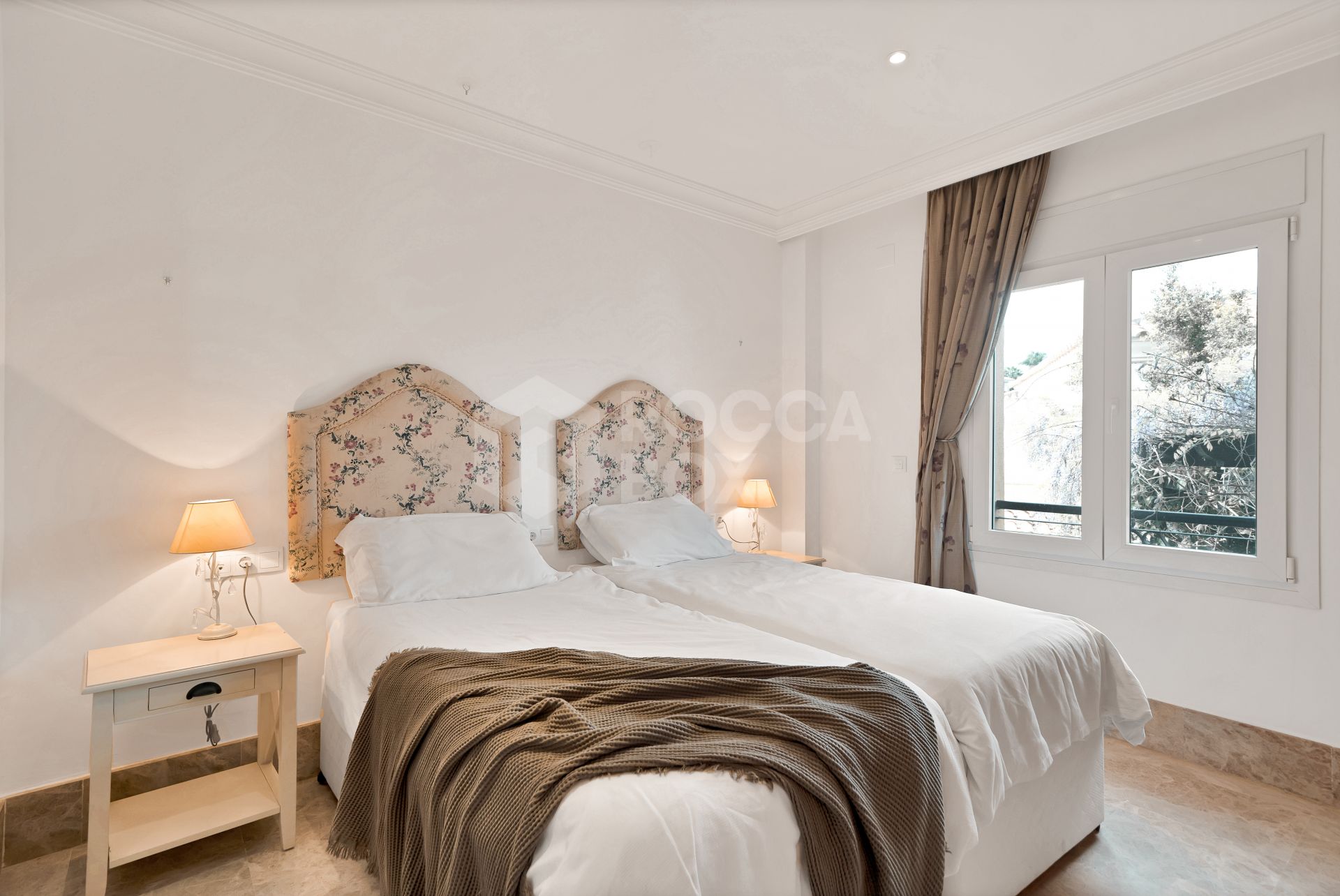 Elegant Semi-Detached Home in Santa Clara Golf – Sea Views, Private Garden & Year-Round Terrace