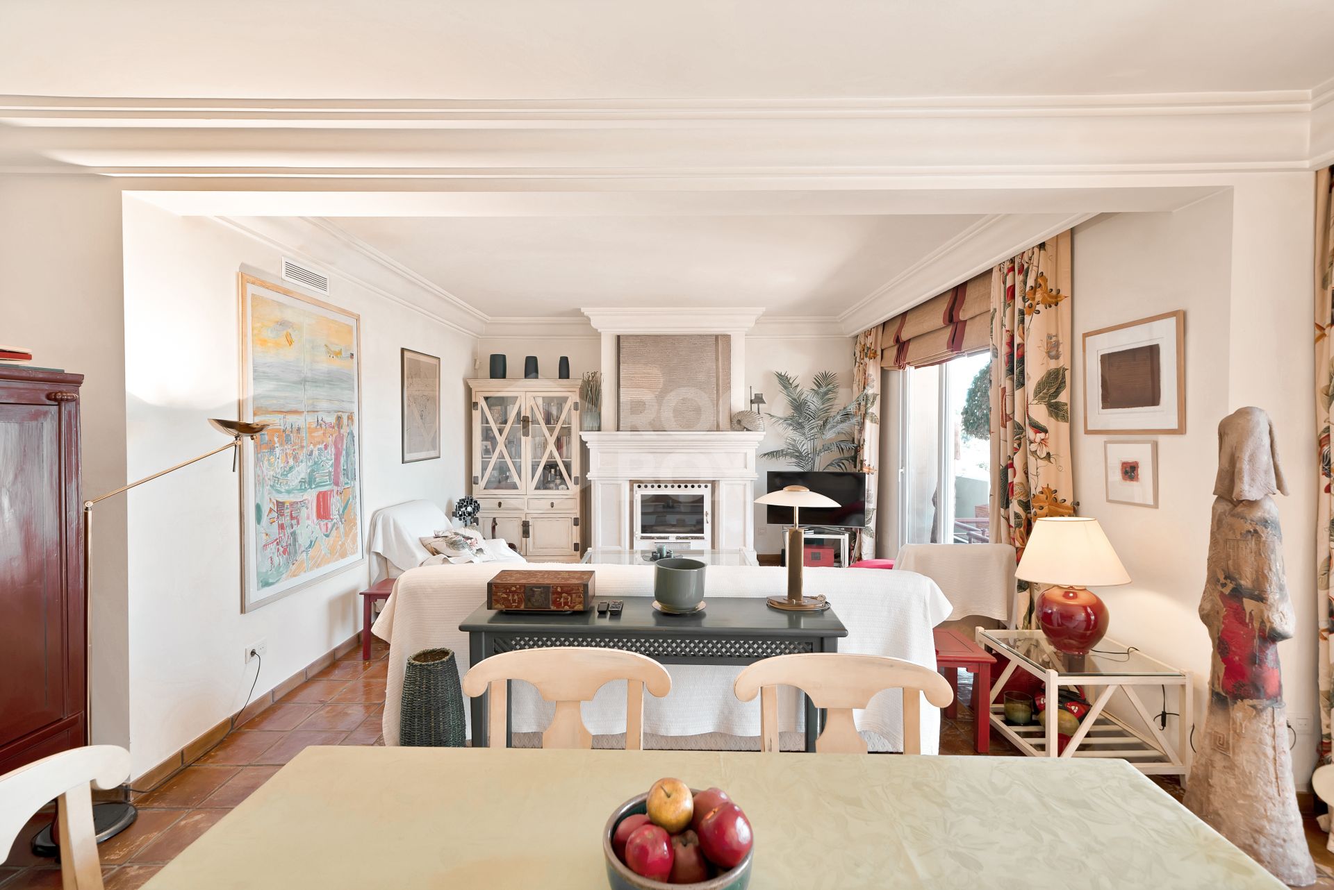 Luxury Penthouse with Panoramic Golf and sea Views in Las Alamandas