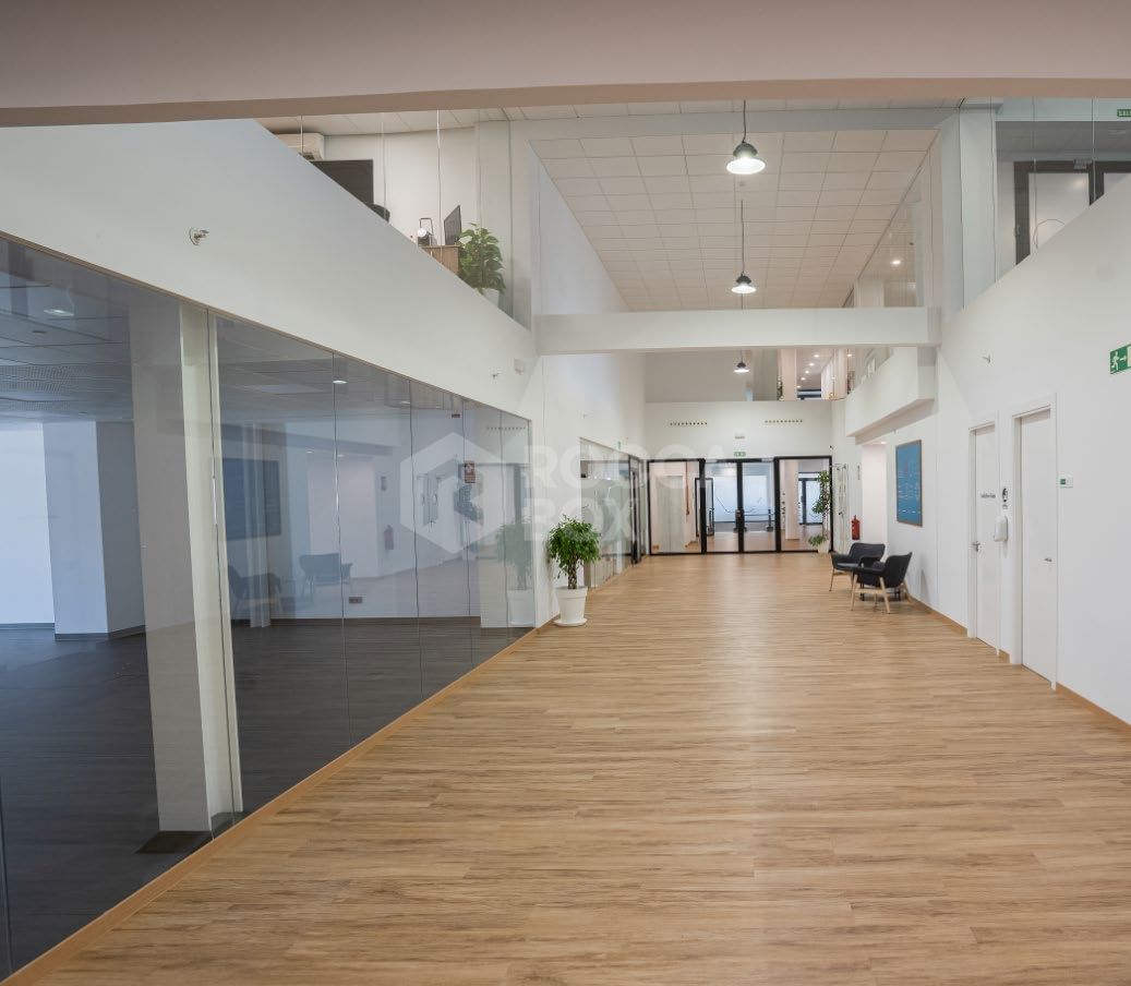 Investment Opportunity: Premium Commercial Property with Established Tenants