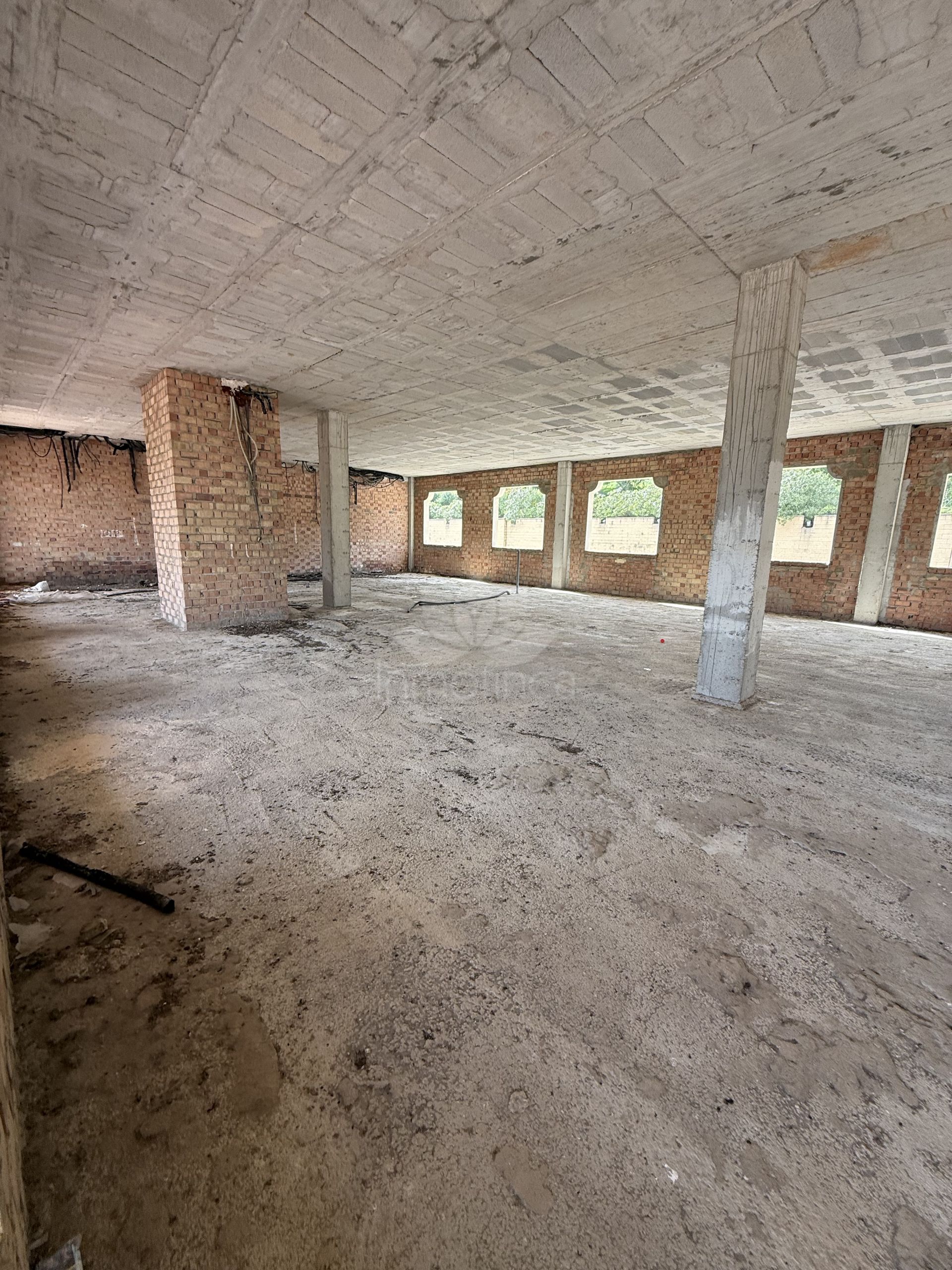 Commercial Premises in San Roque Club, San Roque