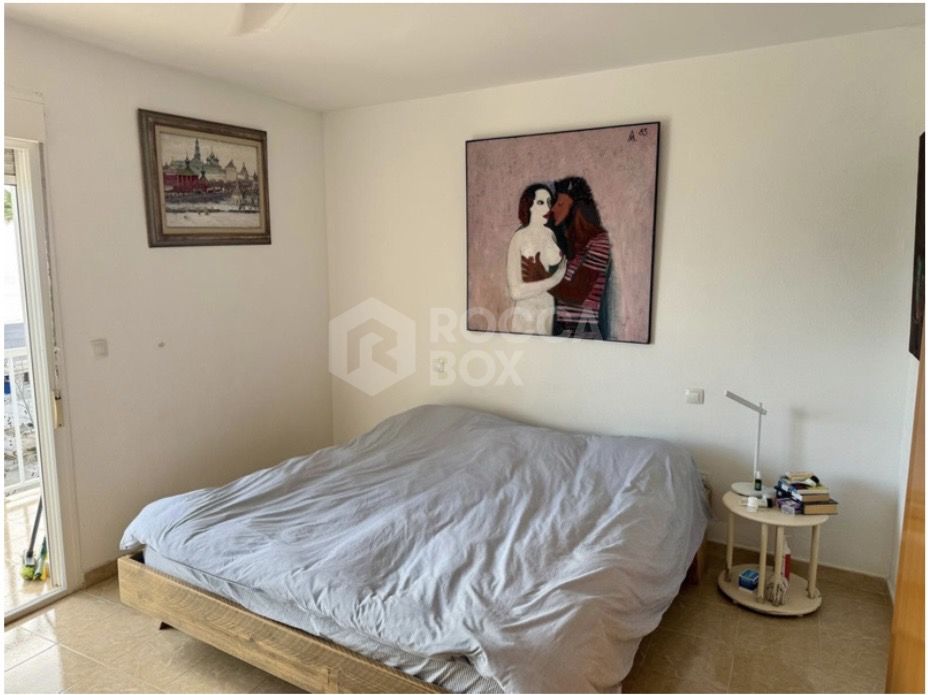 Middle Floor Apartment in Torreguadiaro