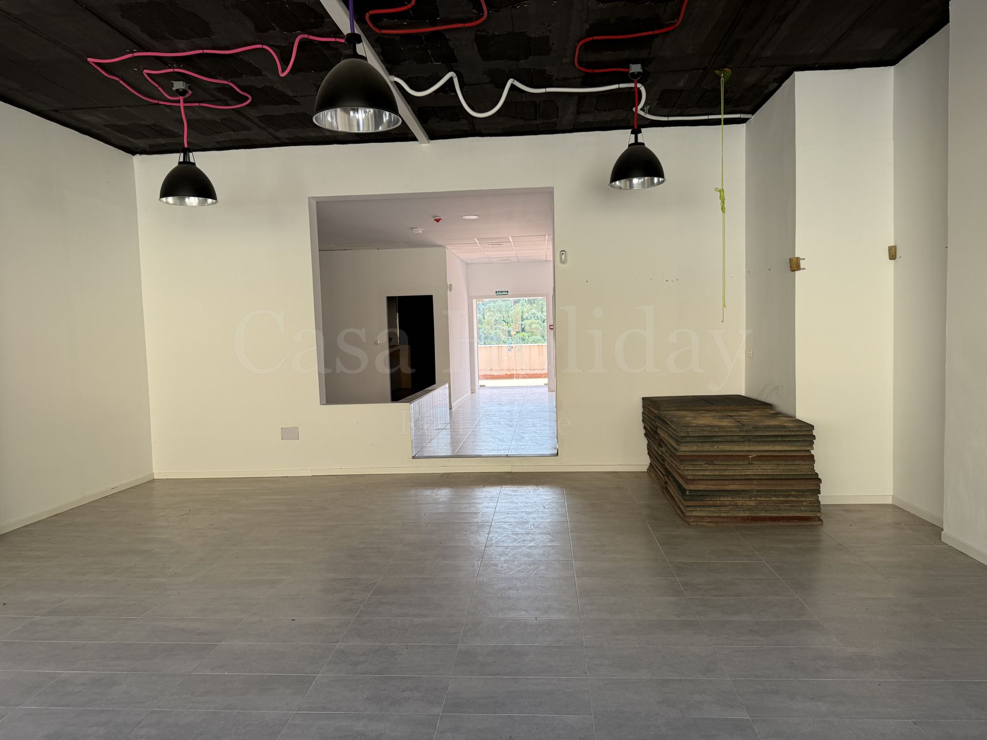 Commercial Premises in San Roque Club, San Roque