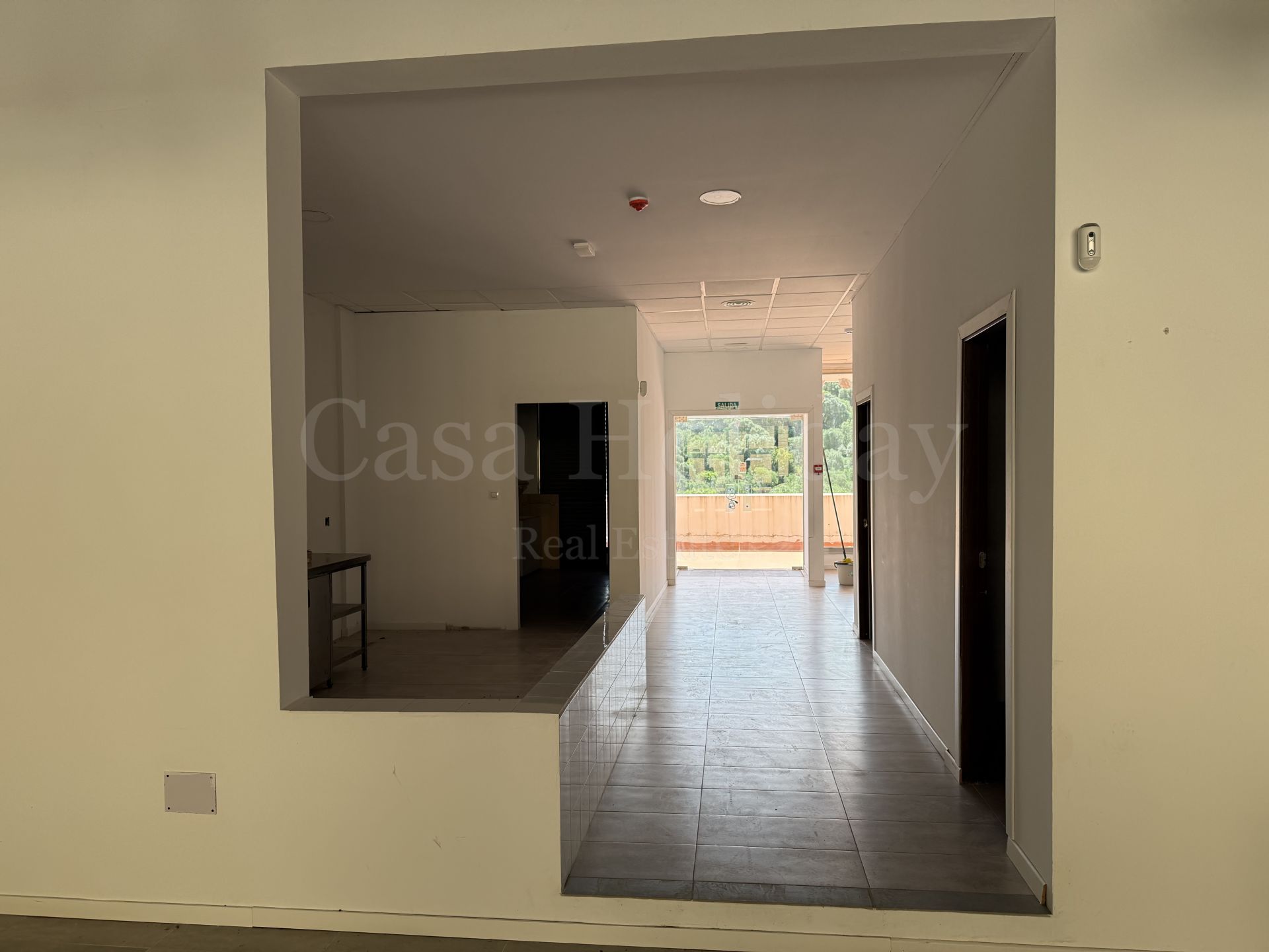 Commercial Premises in San Roque Club, San Roque