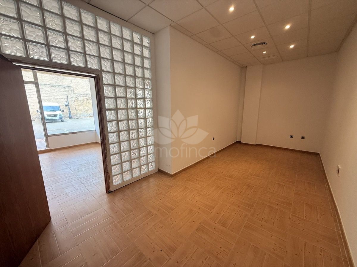 Commercial Premises in San Roque