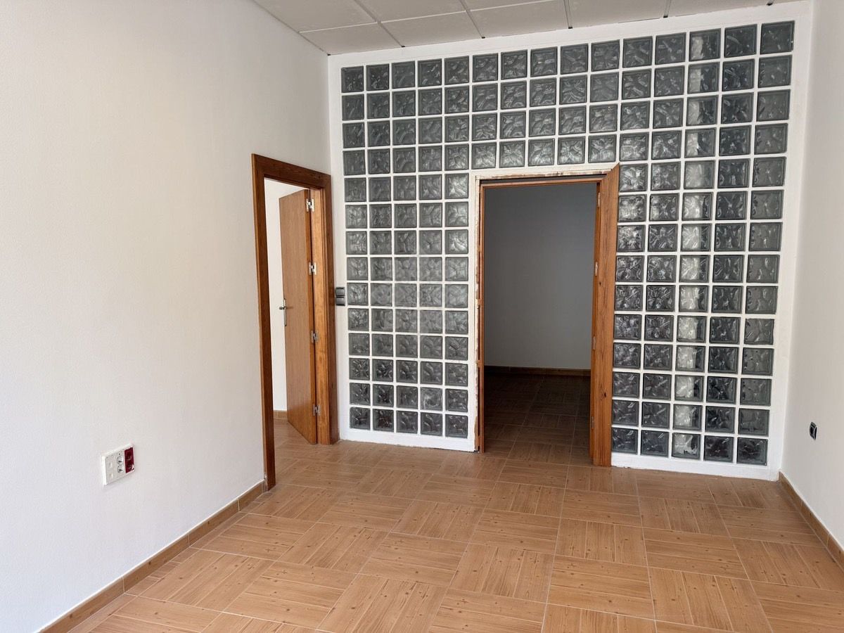 Commercial Premises in San Roque