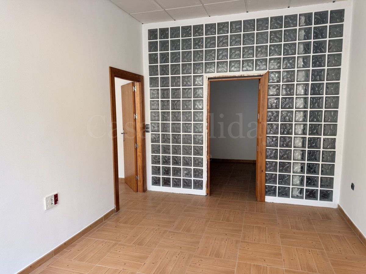 Commercial Premises in San Roque