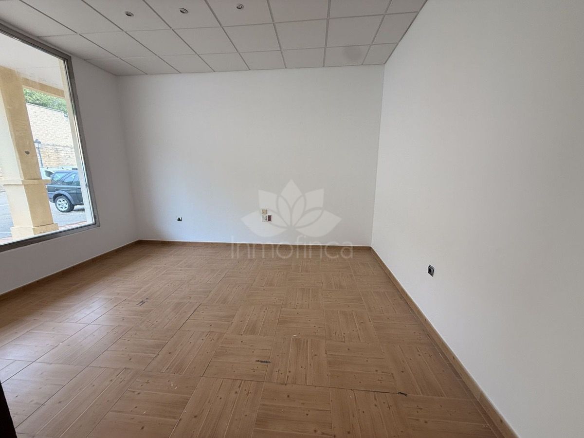 Commercial Premises in San Roque