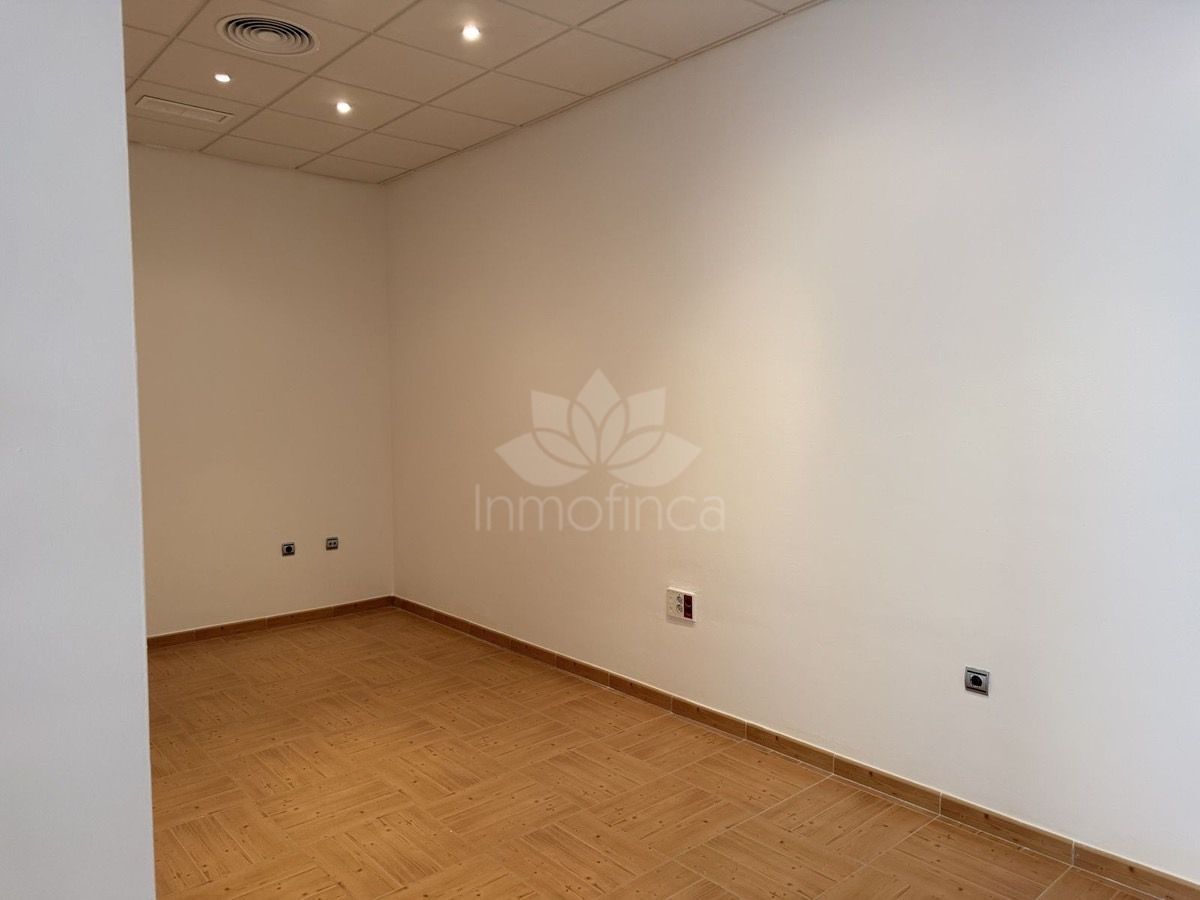 Commercial Premises in San Roque