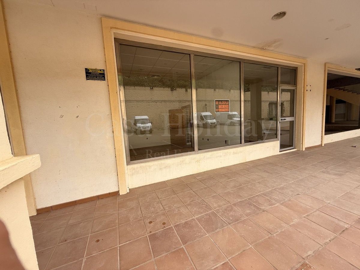 Commercial Premises in San Roque