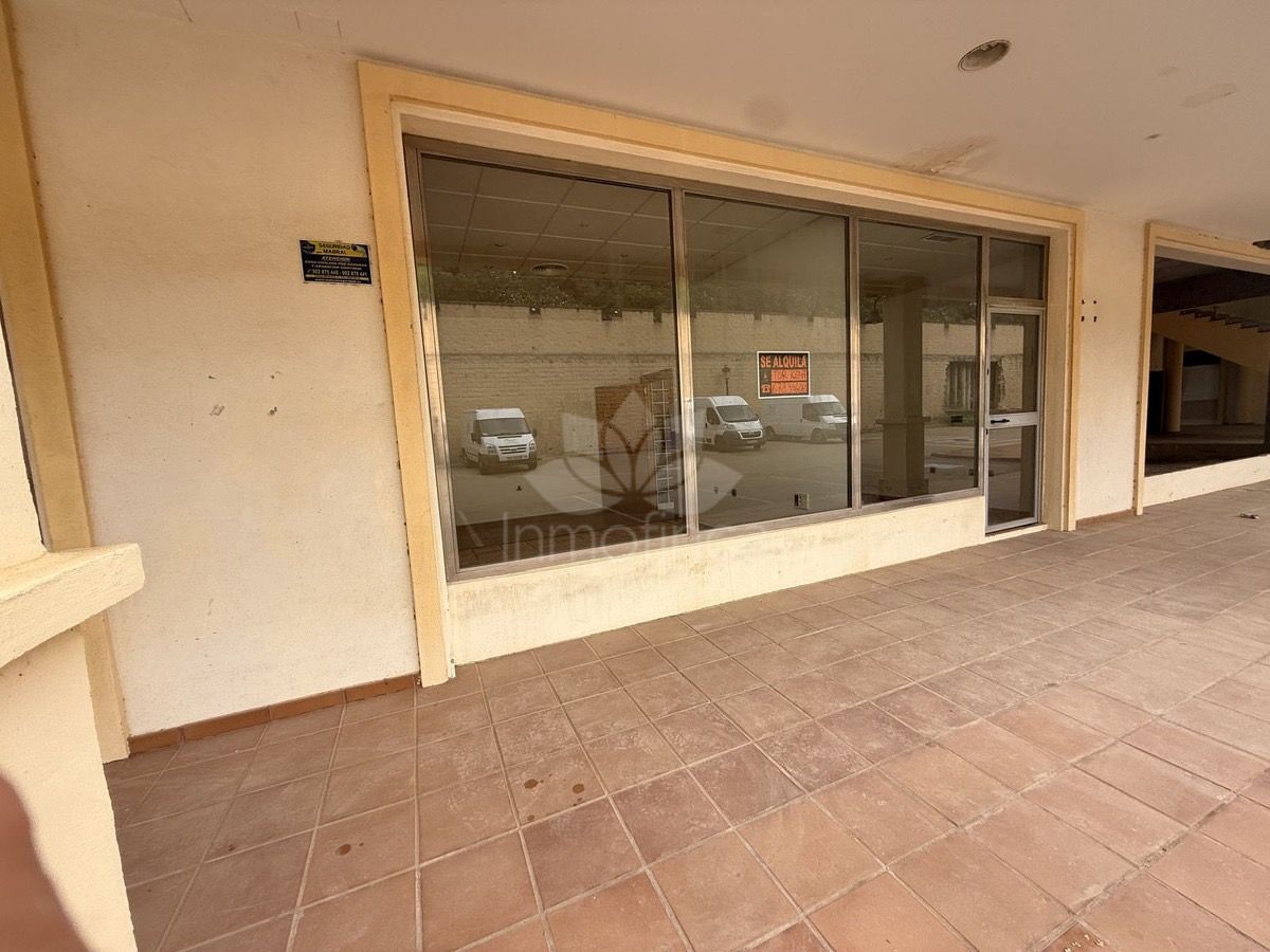 Commercial Premises in San Roque