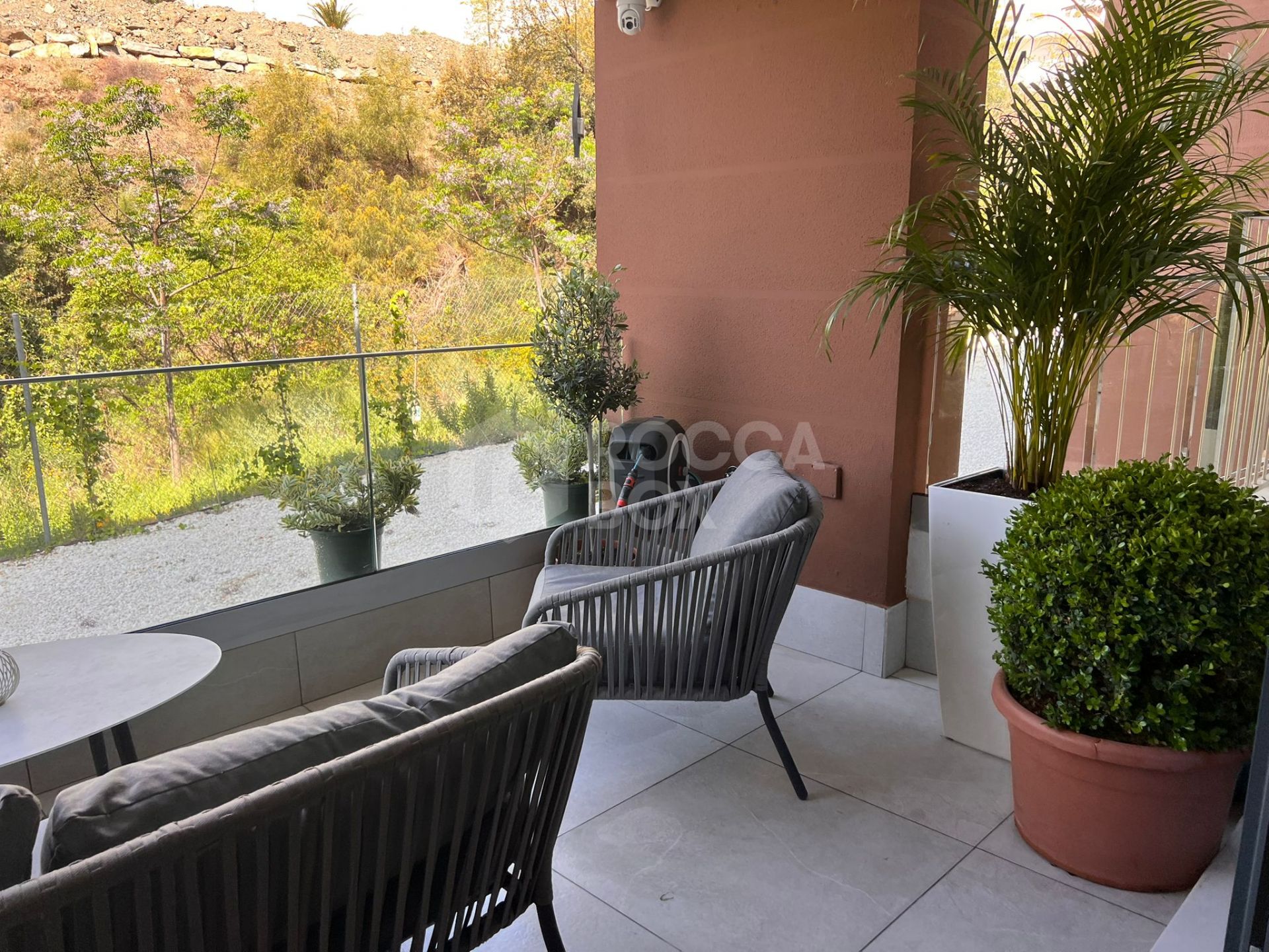 Apartment for sale in Benahavis