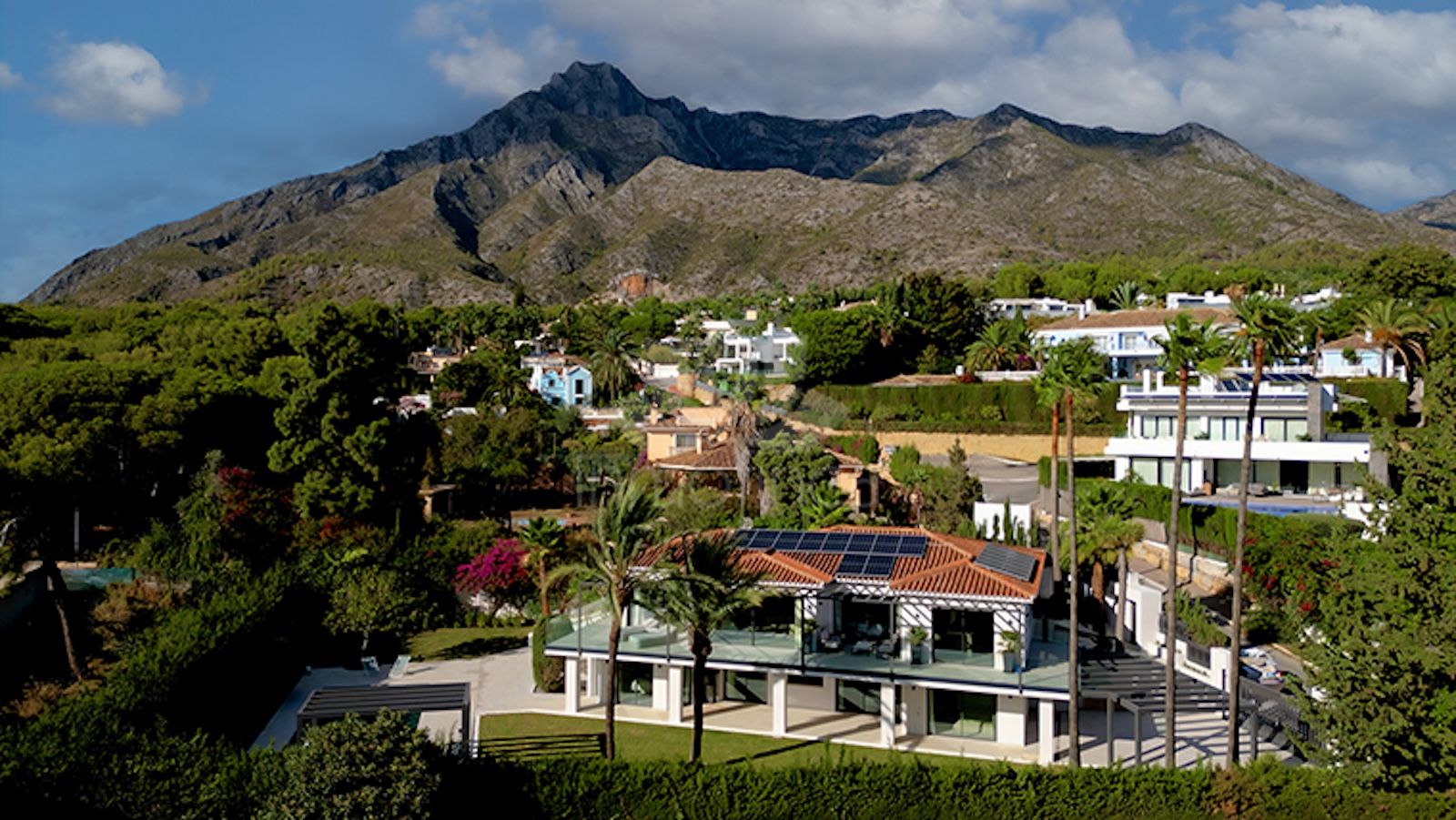 Villa in Golden Mile, Marbella