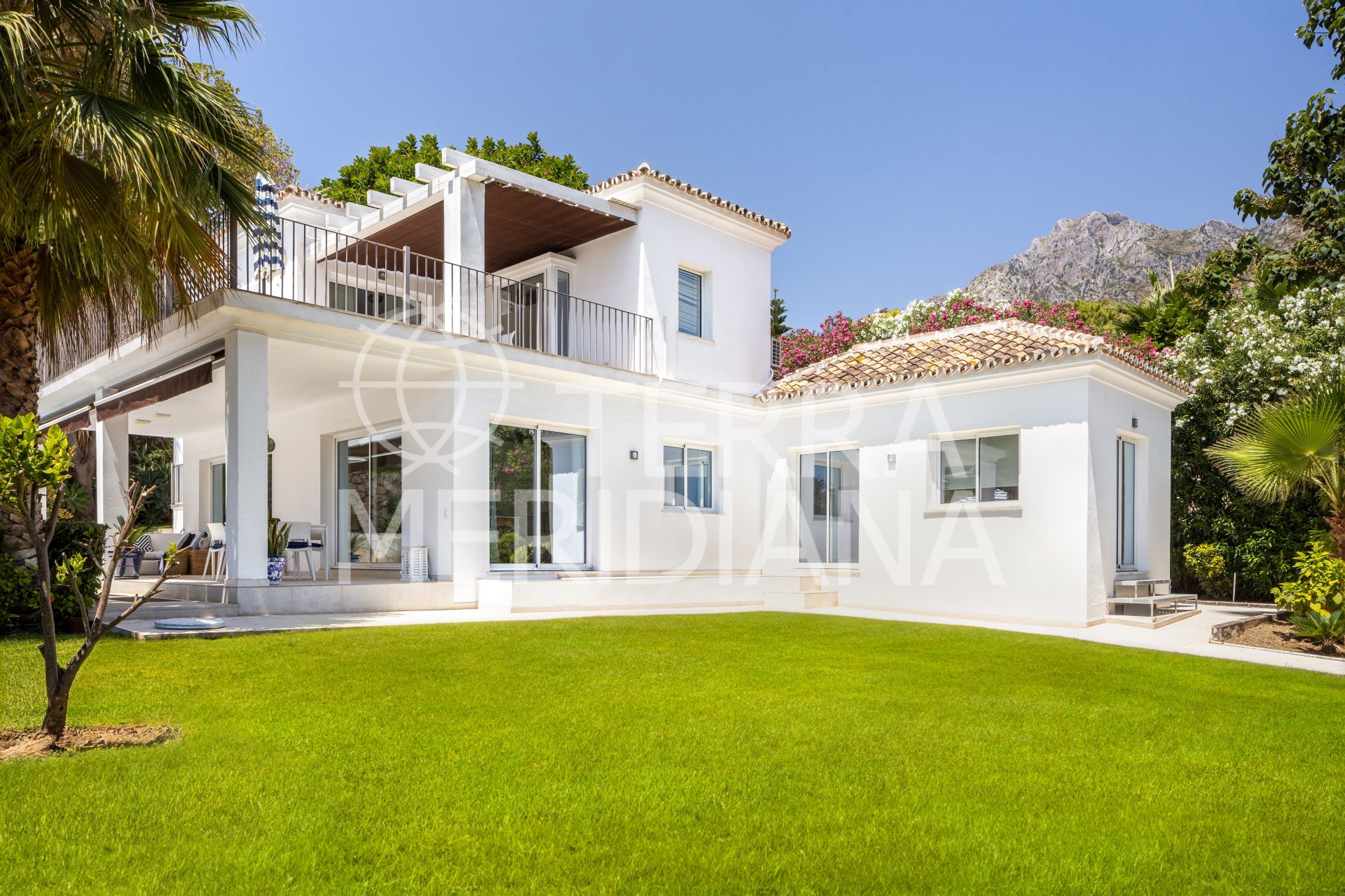 Villa in Marbella Golden Mile, Marbella
