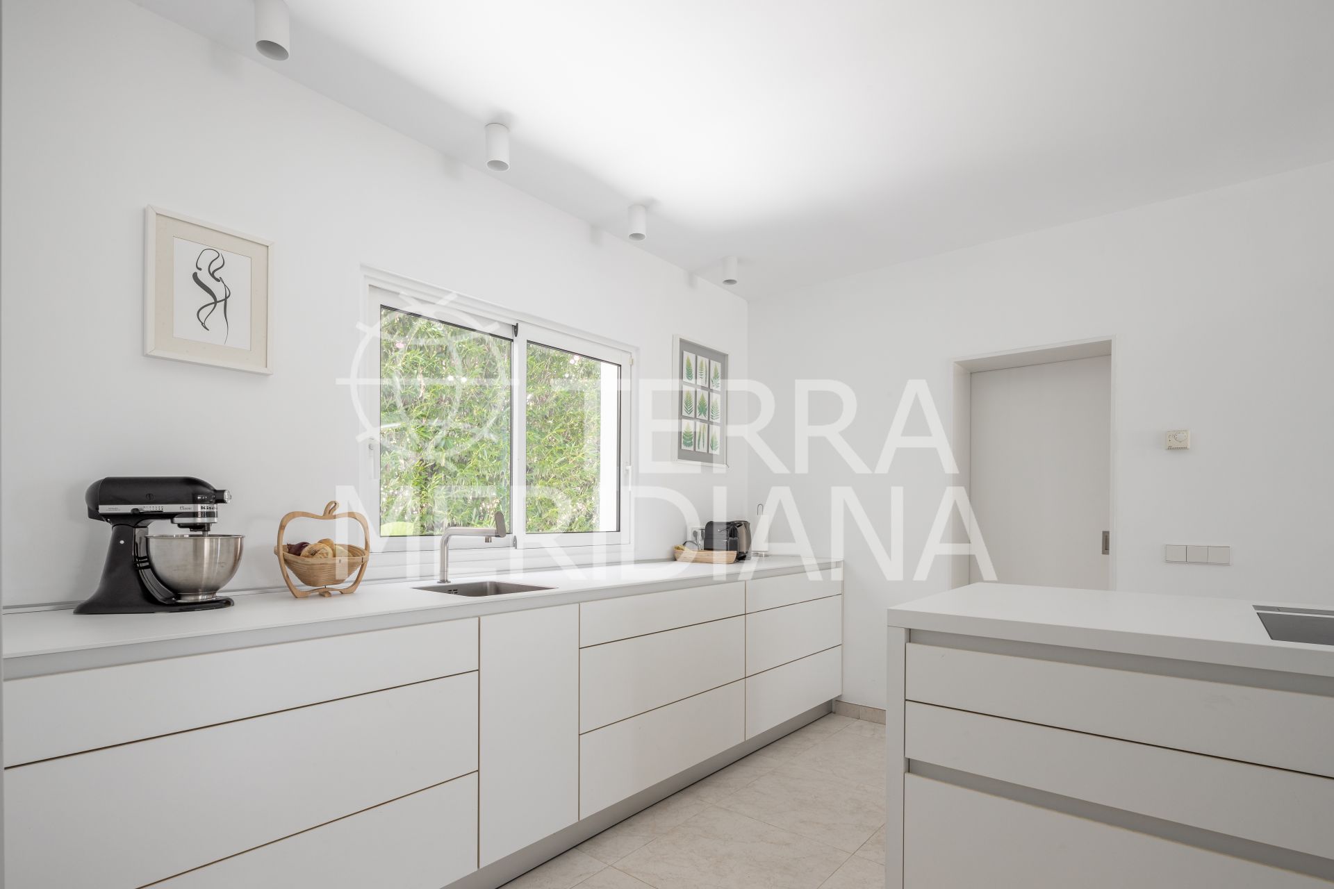 Villa in Marbella Golden Mile, Marbella