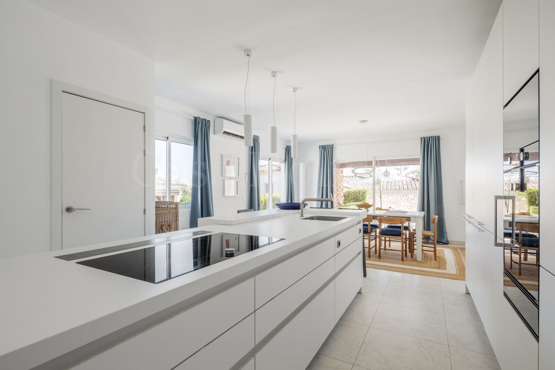 Villa in Marbella Golden Mile, Marbella