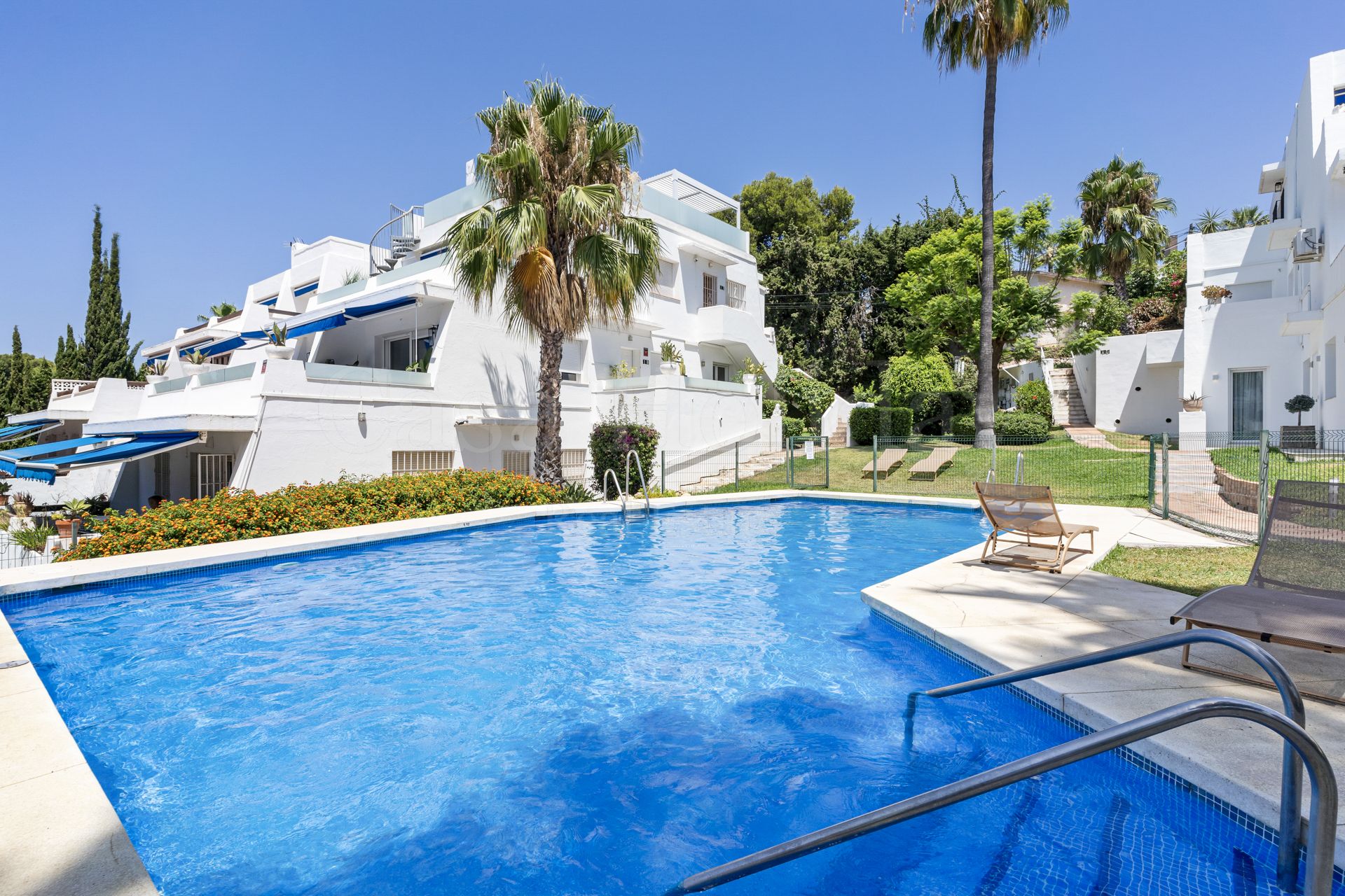 Apartamento Planta Baja en Nueva Andalucia, Marbella