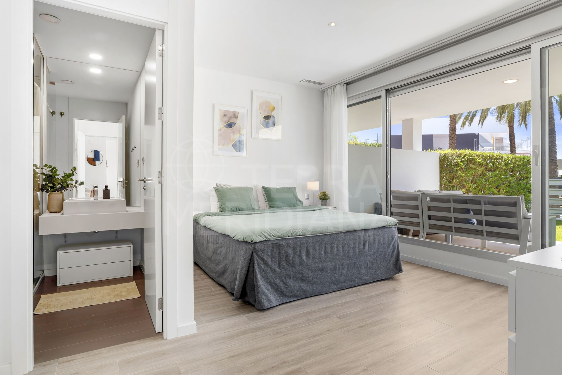 Ground Floor Apartment in Cancelada, Estepona