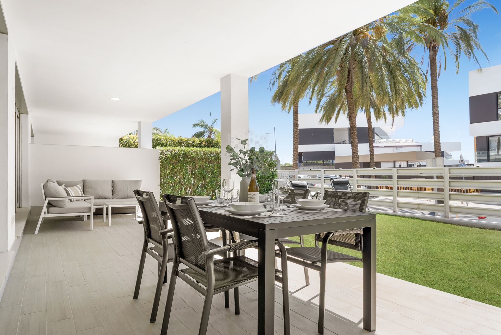Apartament na parterze w Cancelada, Estepona