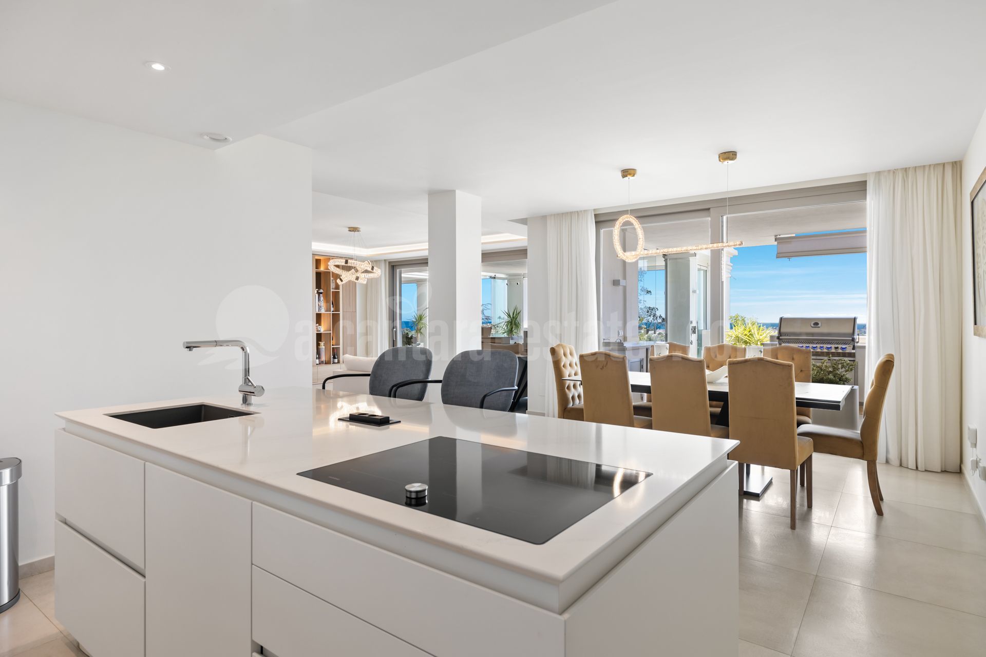 Apartment in Nueva Andalucia, Marbella