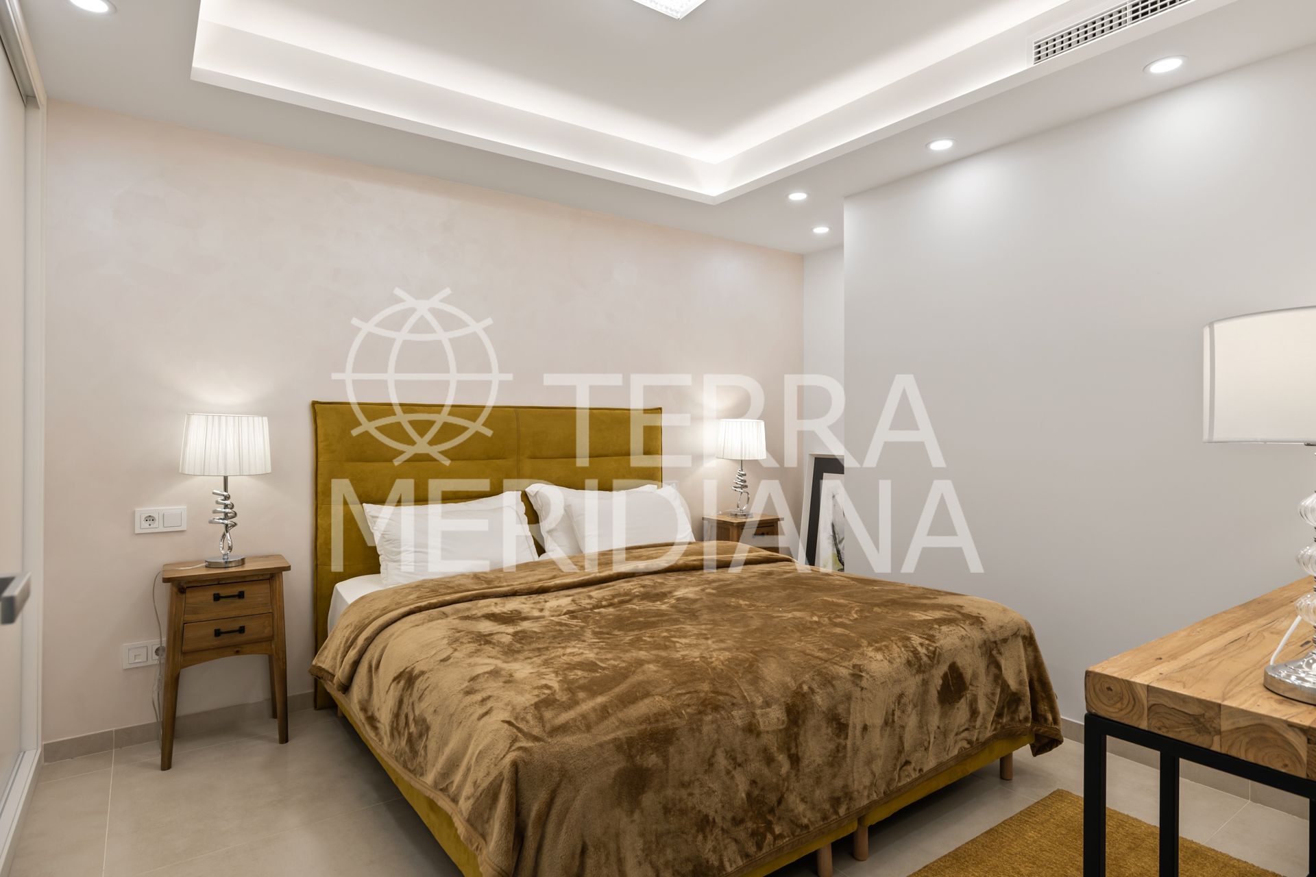 Apartment in Nueva Andalucia, Marbella